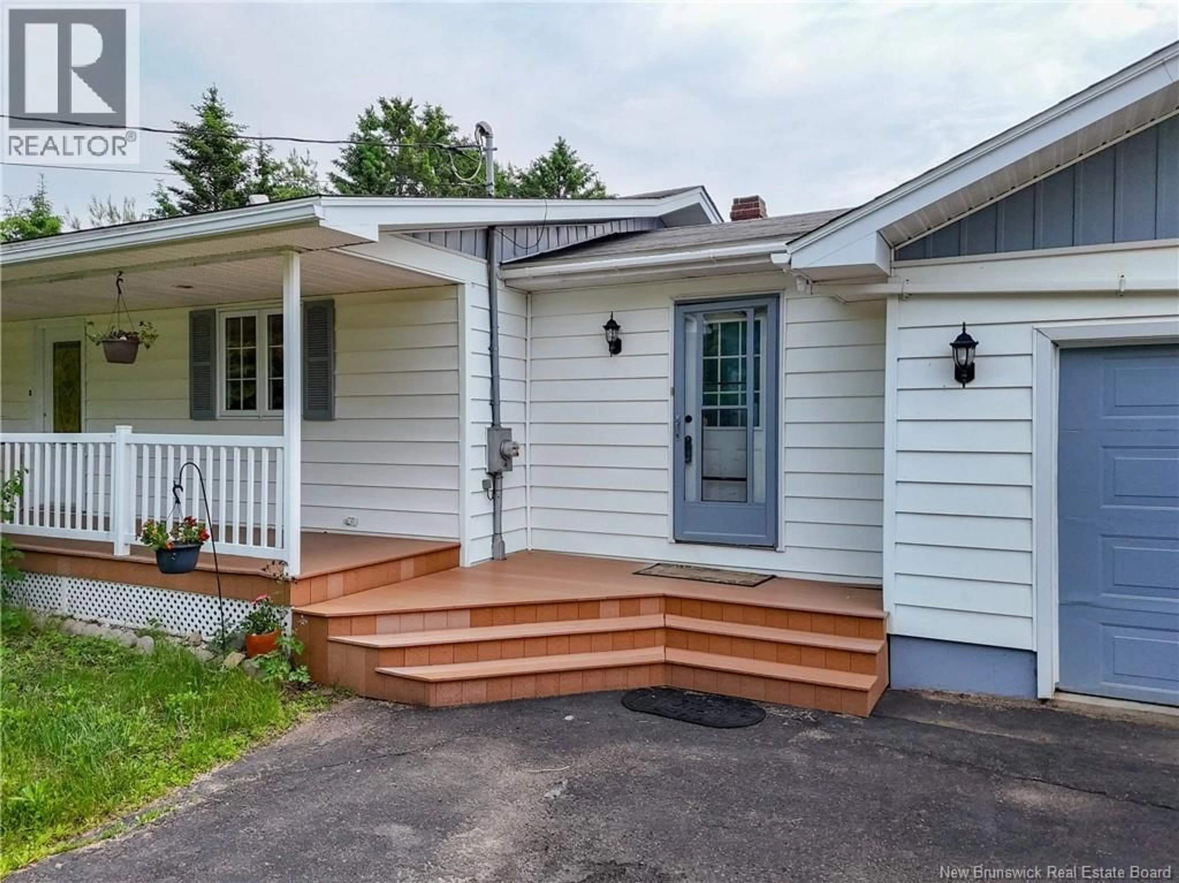 Home with vinyl exterior material, street for 5480 ROUTE 10, Hardwood Ridge New Brunswick E4A1A3