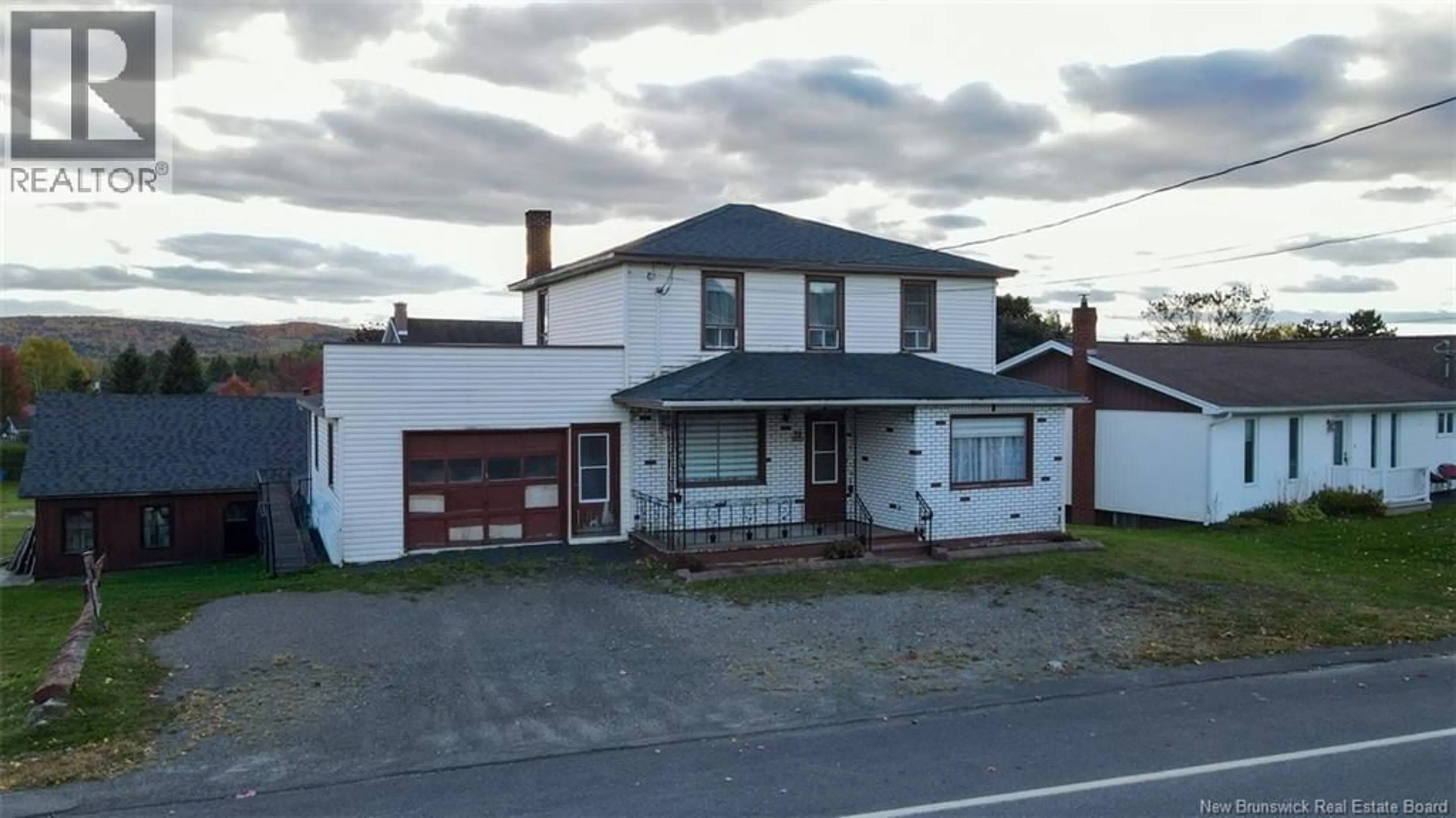 A pic from outside/outdoor area/front of a property/back of a property/a pic from drone, building for 32 PRINCIPALE STREET, Saint-Basile New Brunswick E7C2E1