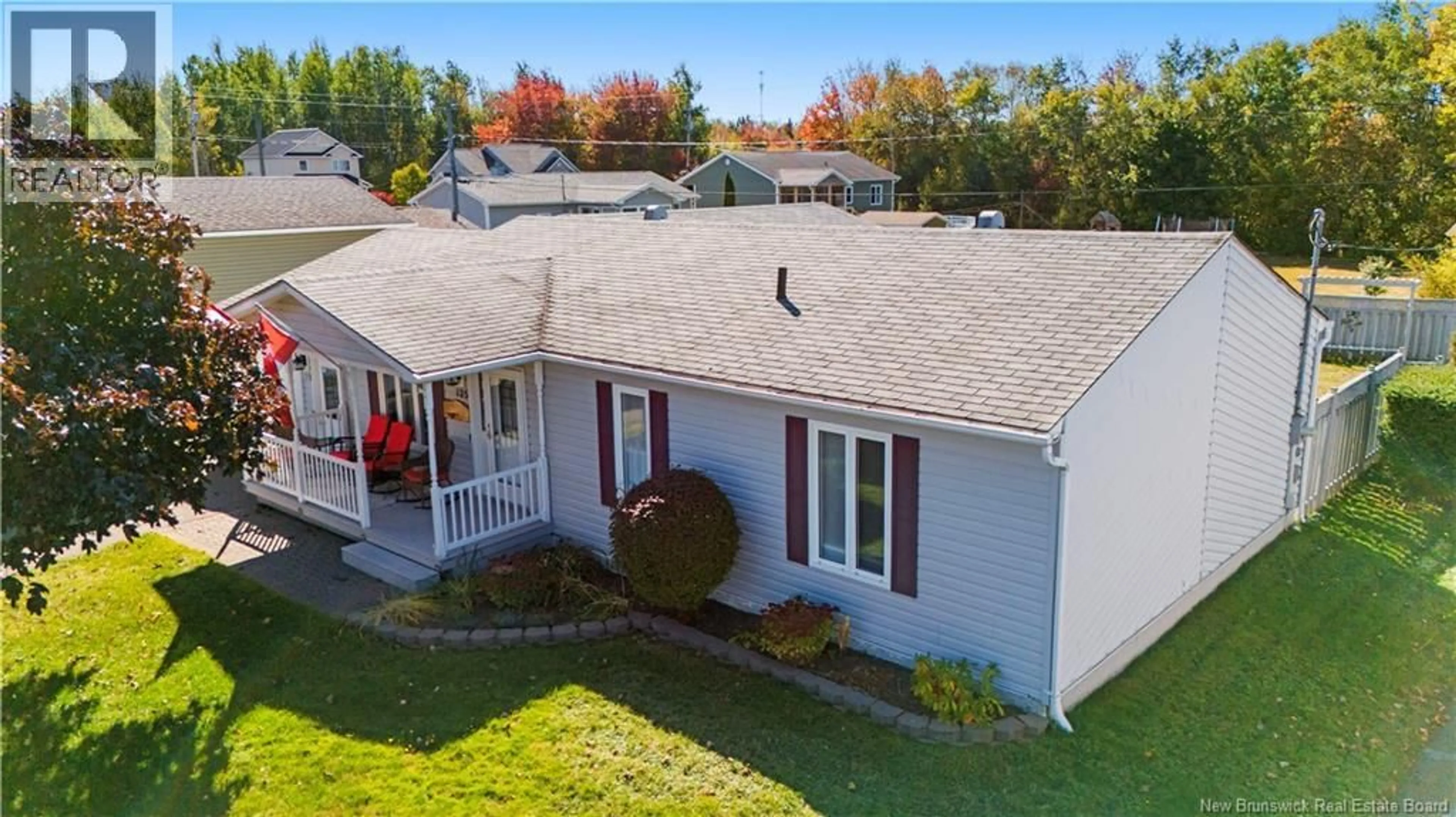 A pic from outside/outdoor area/front of a property/back of a property/a pic from drone, street for 125 ALPHONSE STREET, Shediac New Brunswick E4P1C9