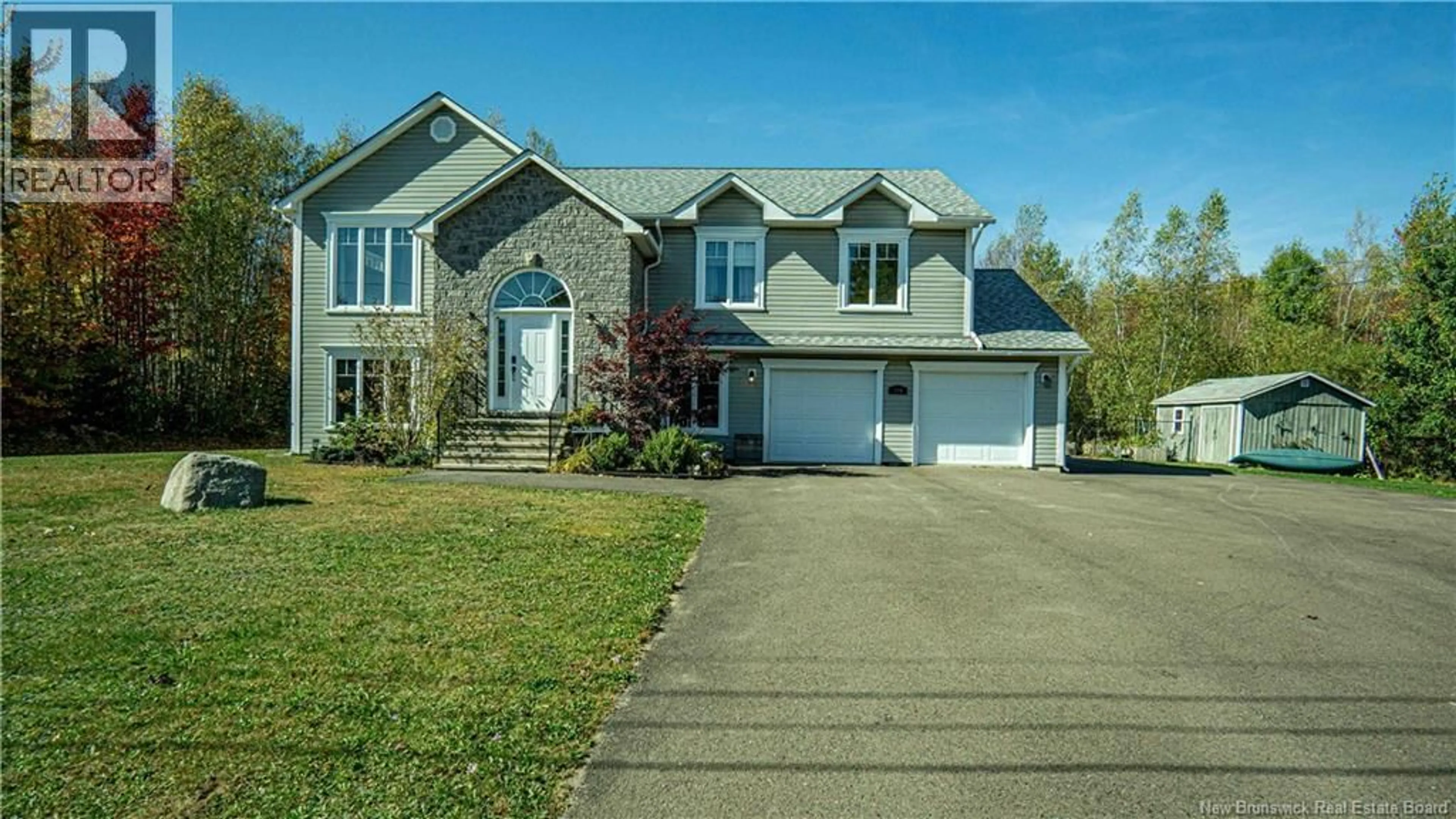 Home with vinyl exterior material, street for 214 GARDEN GROVE STREET, Lincoln New Brunswick E3B7G8