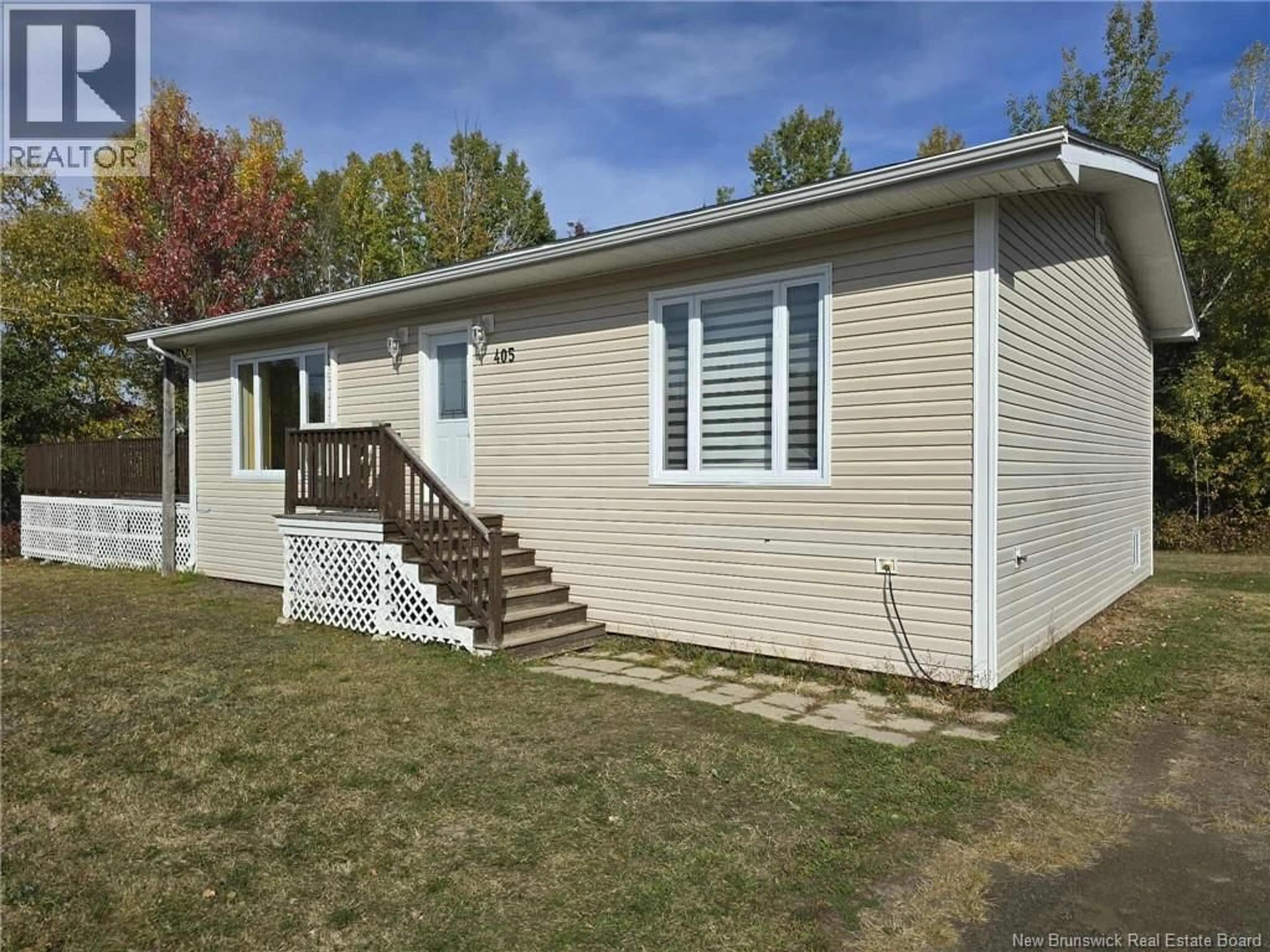 Home with vinyl exterior material, street for 405 DE LA RIVIERE, Nigadoo New Brunswick E8K3W4