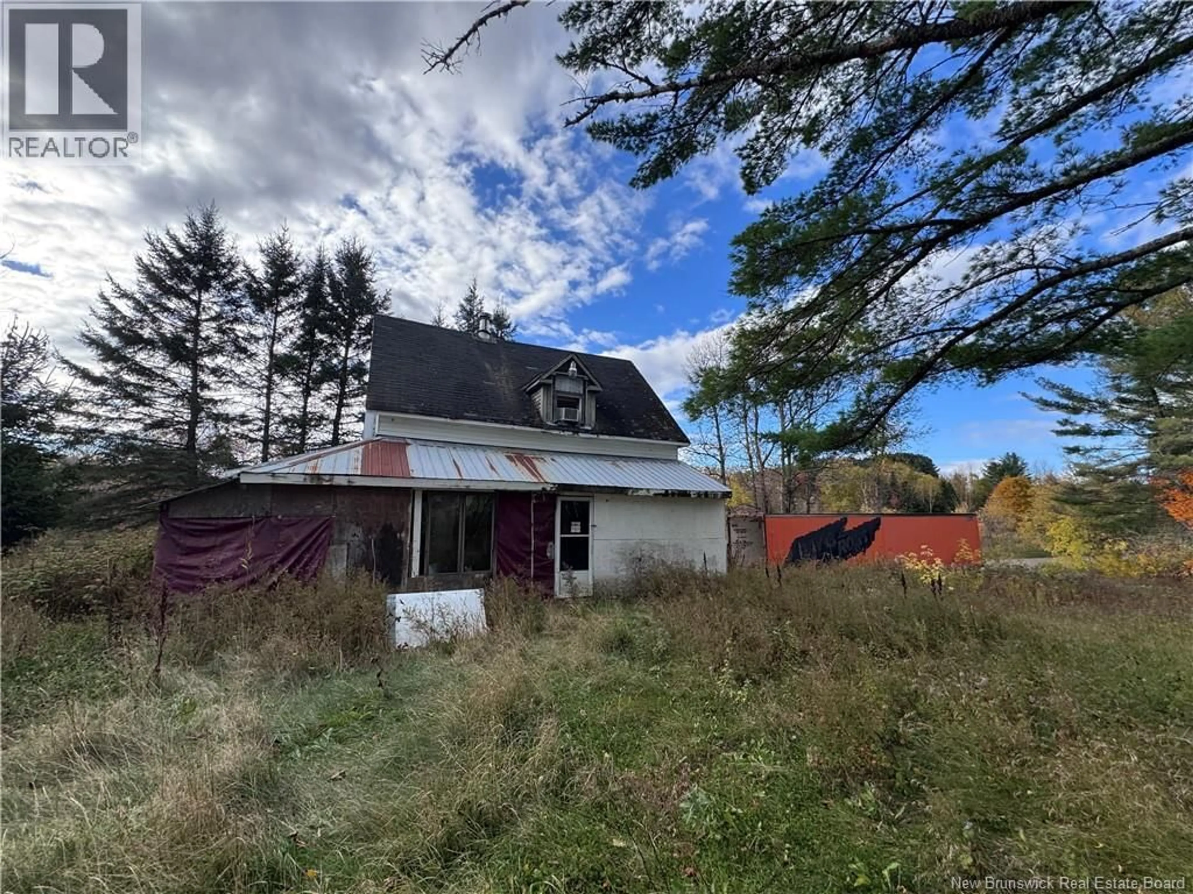 A pic from outside/outdoor area/front of a property/back of a property/a pic from drone, unknown for 10150 105 ROUTE, Beechwood New Brunswick E7J2A6