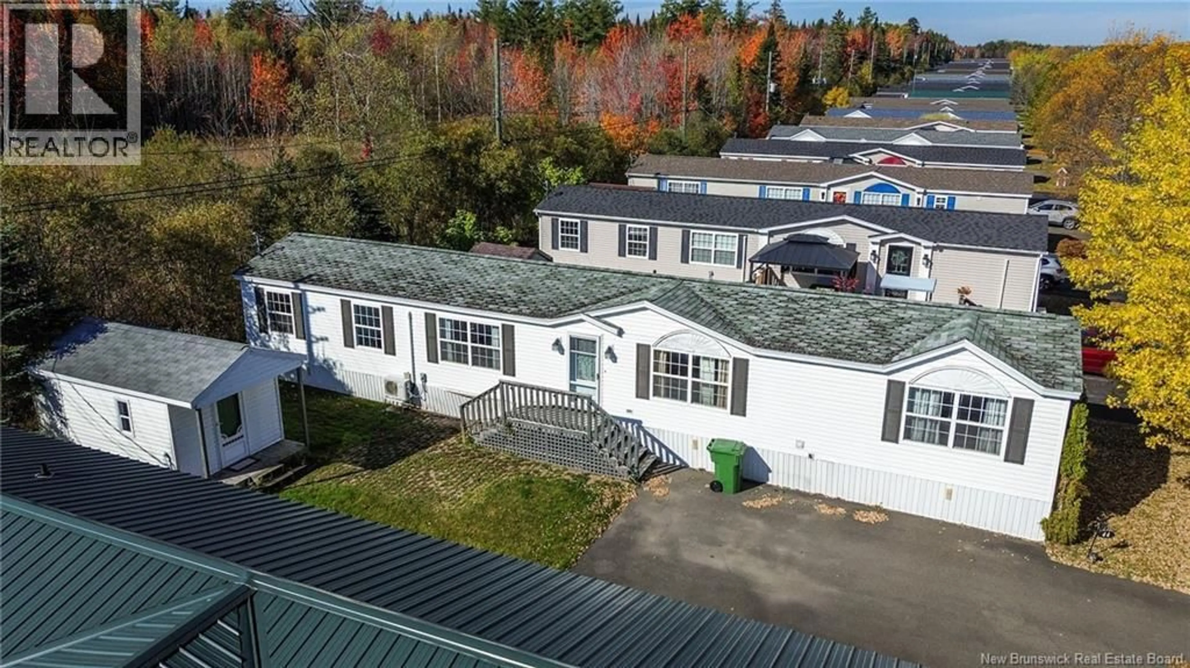 A pic from outside/outdoor area/front of a property/back of a property/a pic from drone, unknown for 44 JACOB STREET, Fredericton New Brunswick E3G0E1