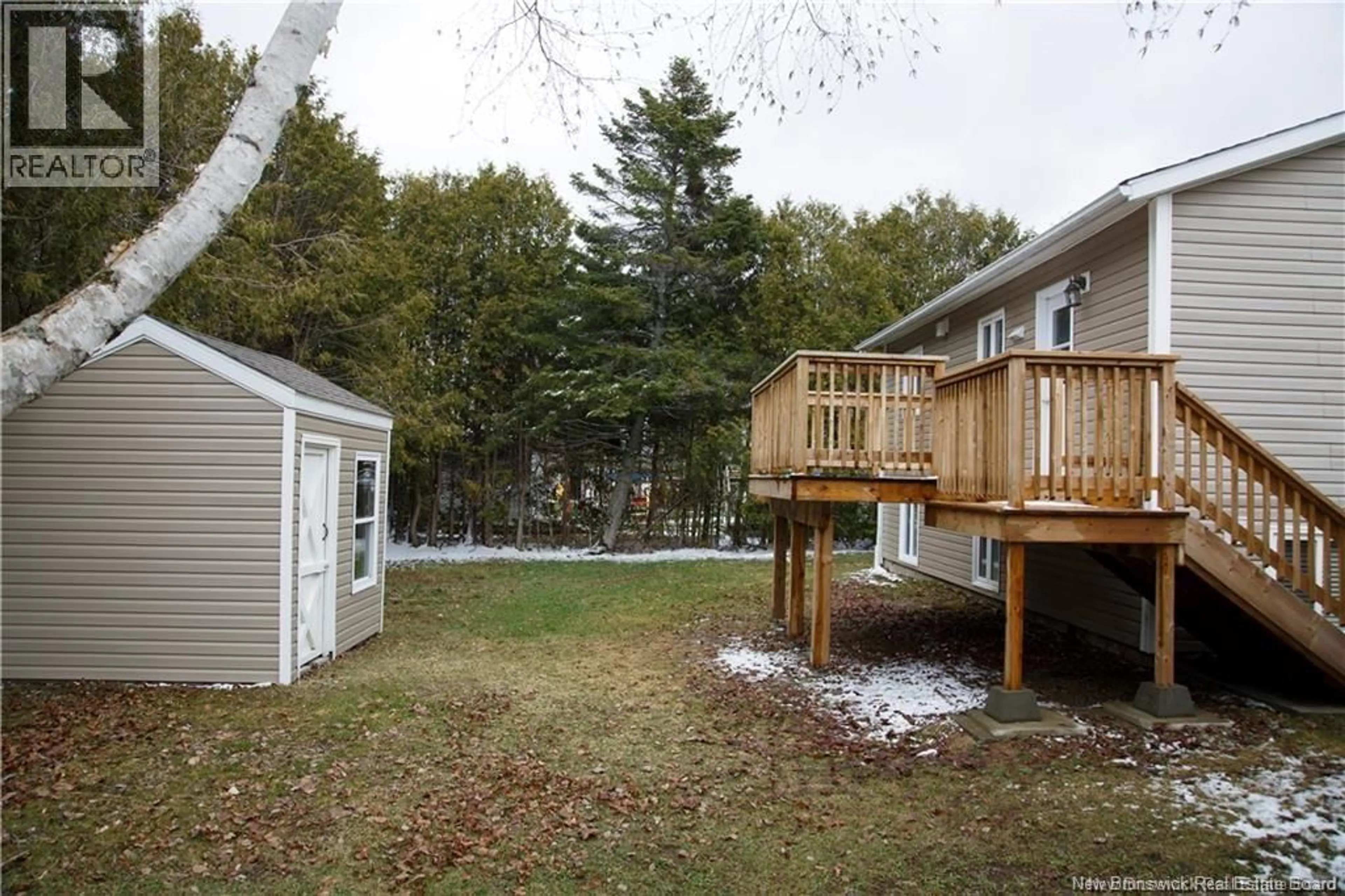 Patio, unknown for 566 POITRAS STREET, Grand-Sault/Grand Falls New Brunswick E3Z1B3