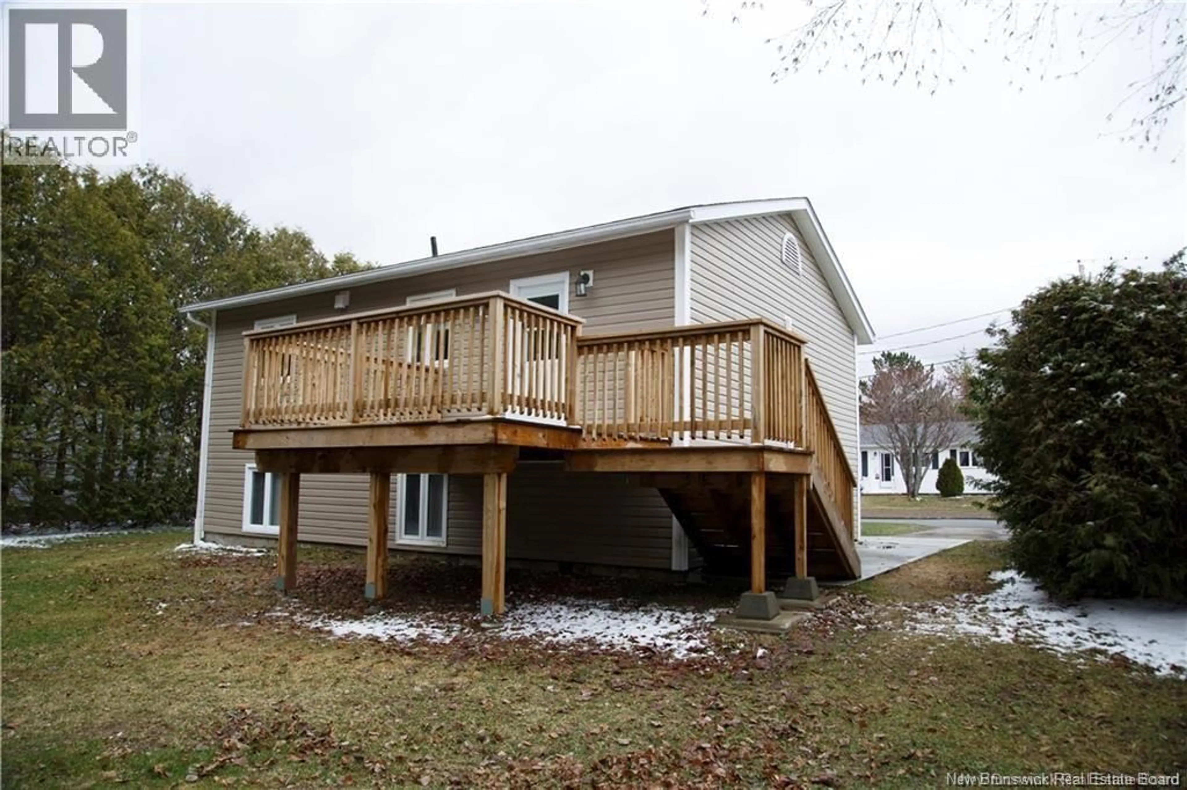 Home with vinyl exterior material, unknown for 566 POITRAS STREET, Grand-Sault/Grand Falls New Brunswick E3Z1B3