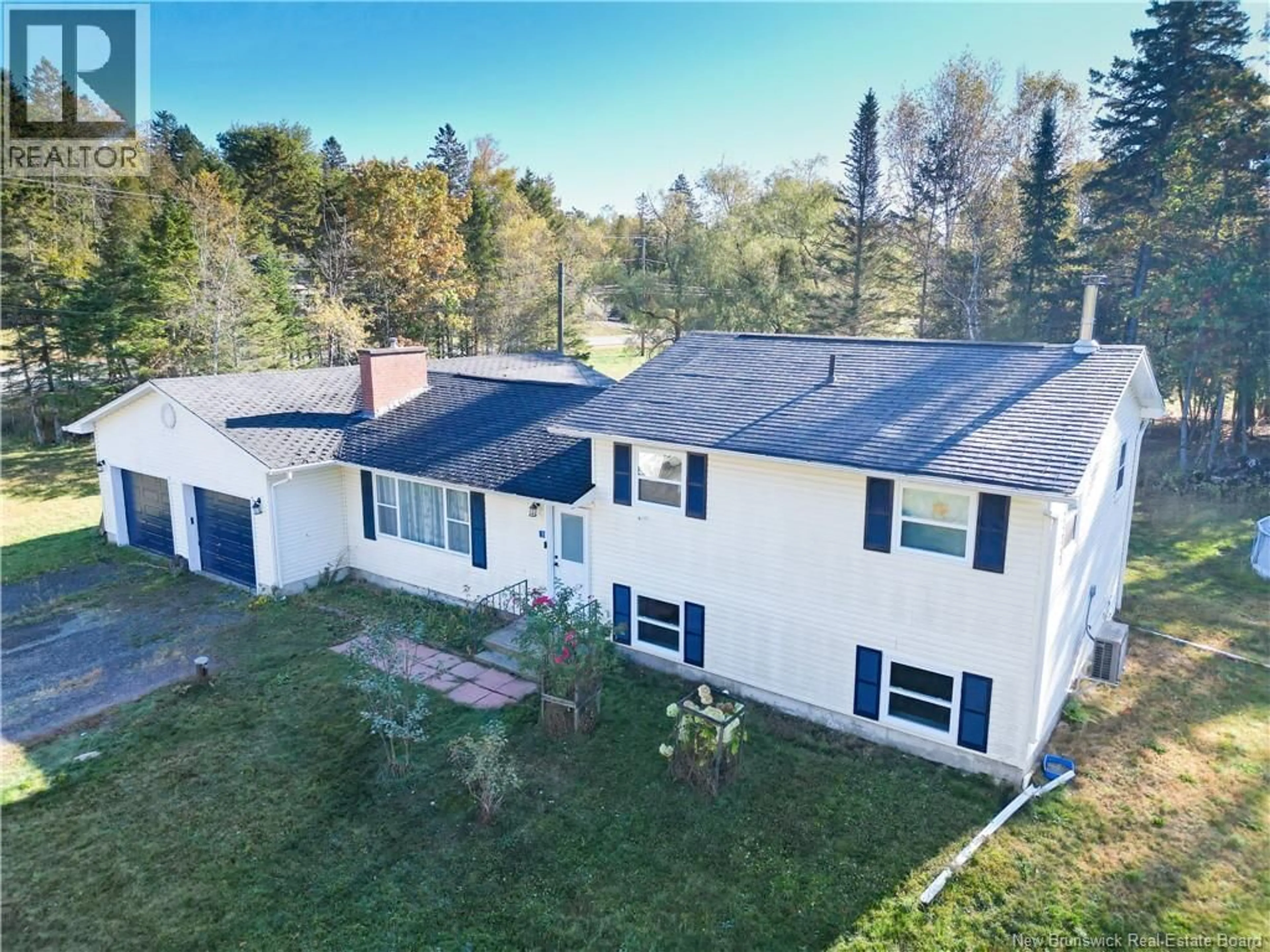 A pic from outside/outdoor area/front of a property/back of a property/a pic from drone, unknown for 11 HALLETT HEIGHTS, Douglas New Brunswick E3G7X8