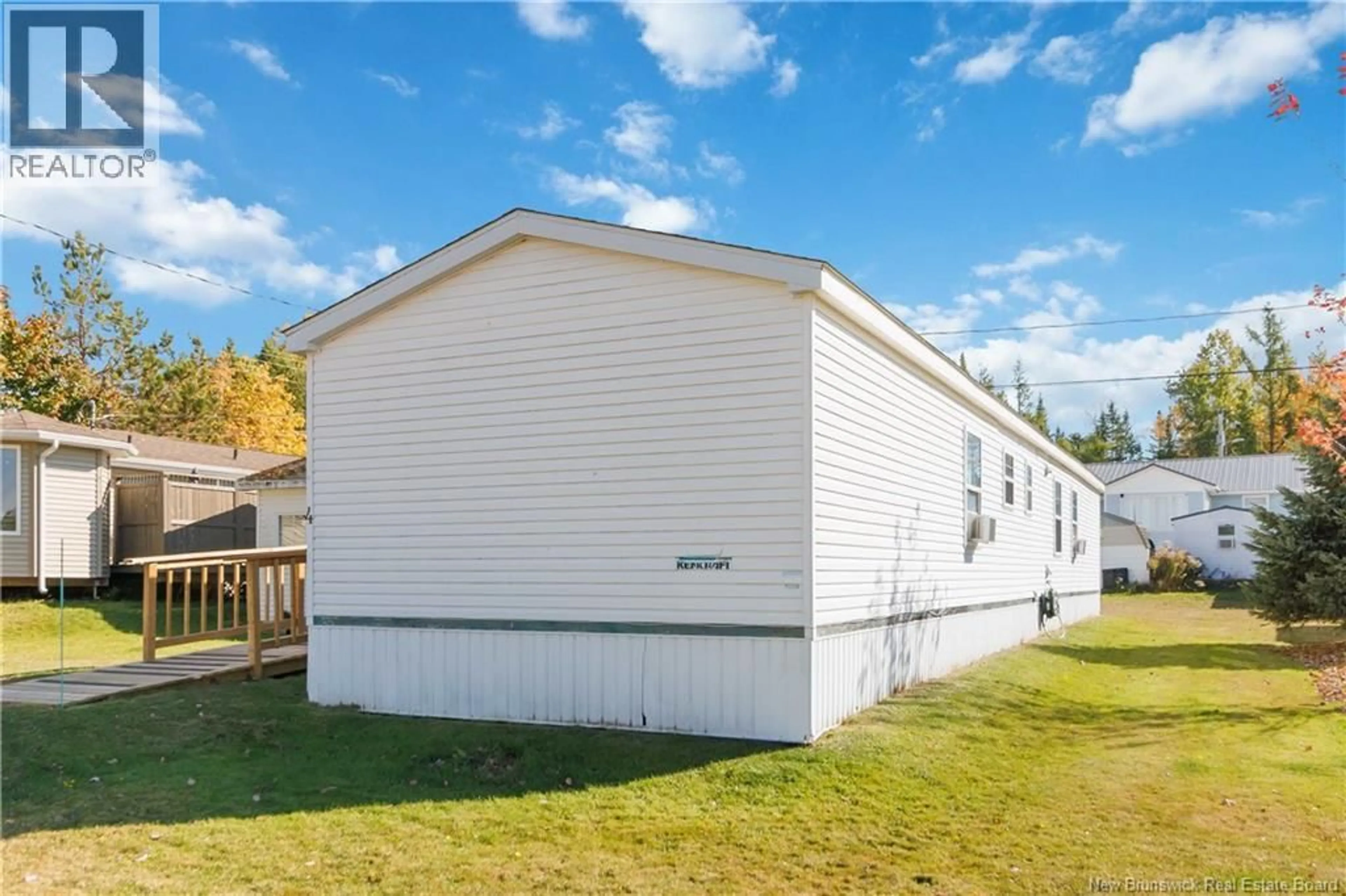Home with vinyl exterior material, unknown for 4 MCNULTY AVENUE, Lakeville New Brunswick E1H1H2