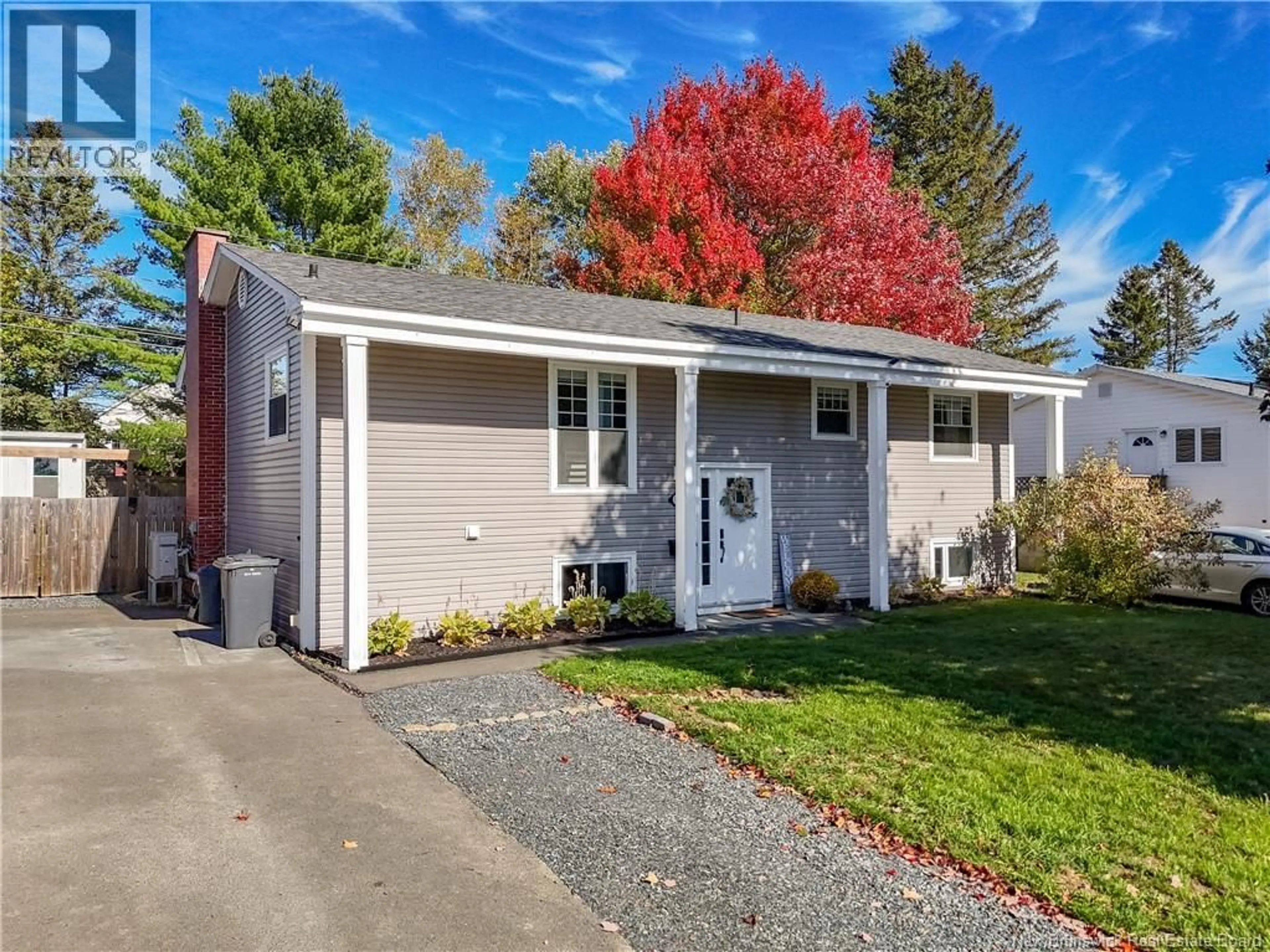 Home with vinyl exterior material, street for 594 BROAD STREET, Fredericton New Brunswick E3A2L8