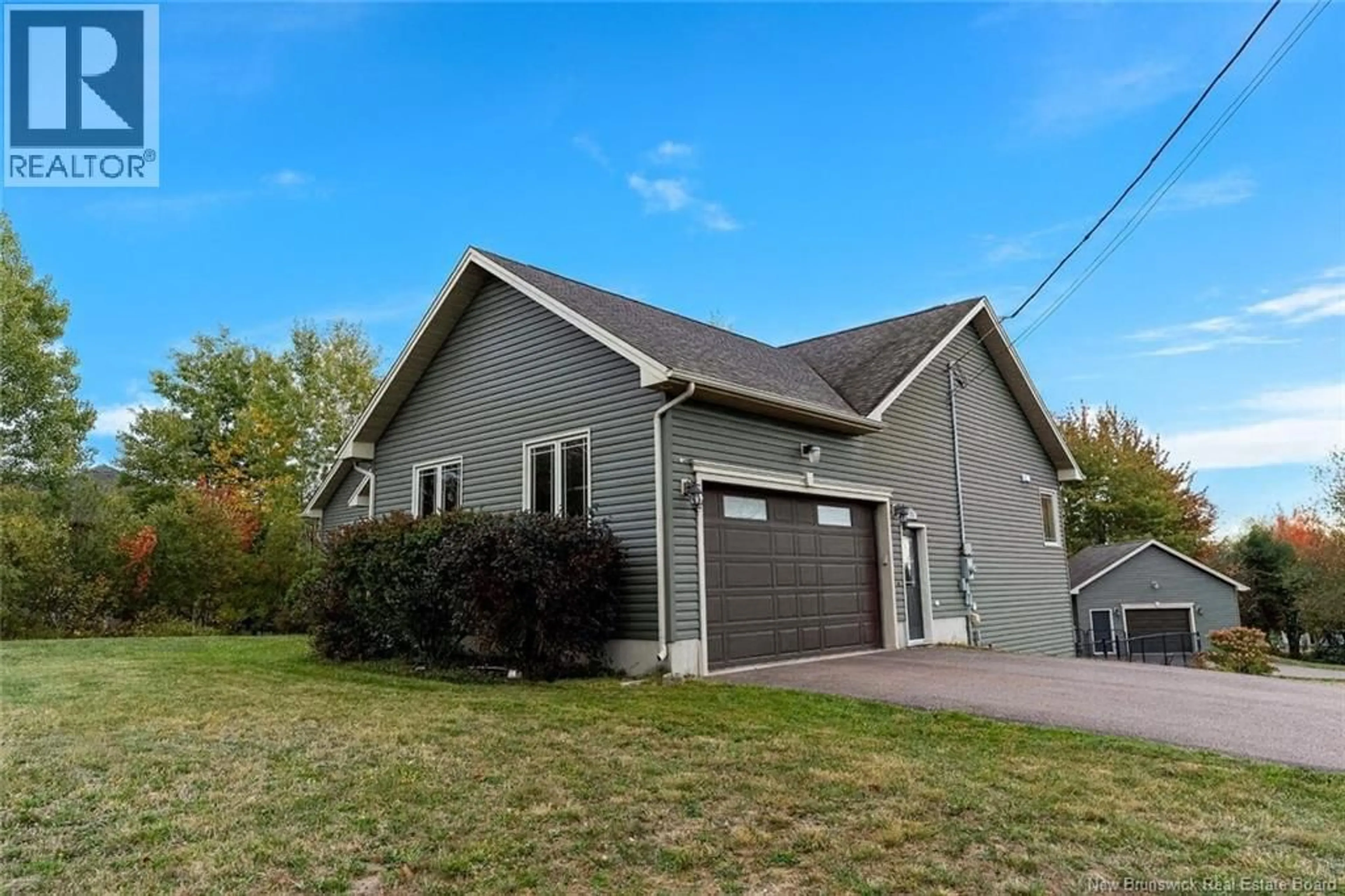 Home with vinyl exterior material, street for 120 ANABELLE CRESCENT, Lutes Mountain New Brunswick E1G0R1