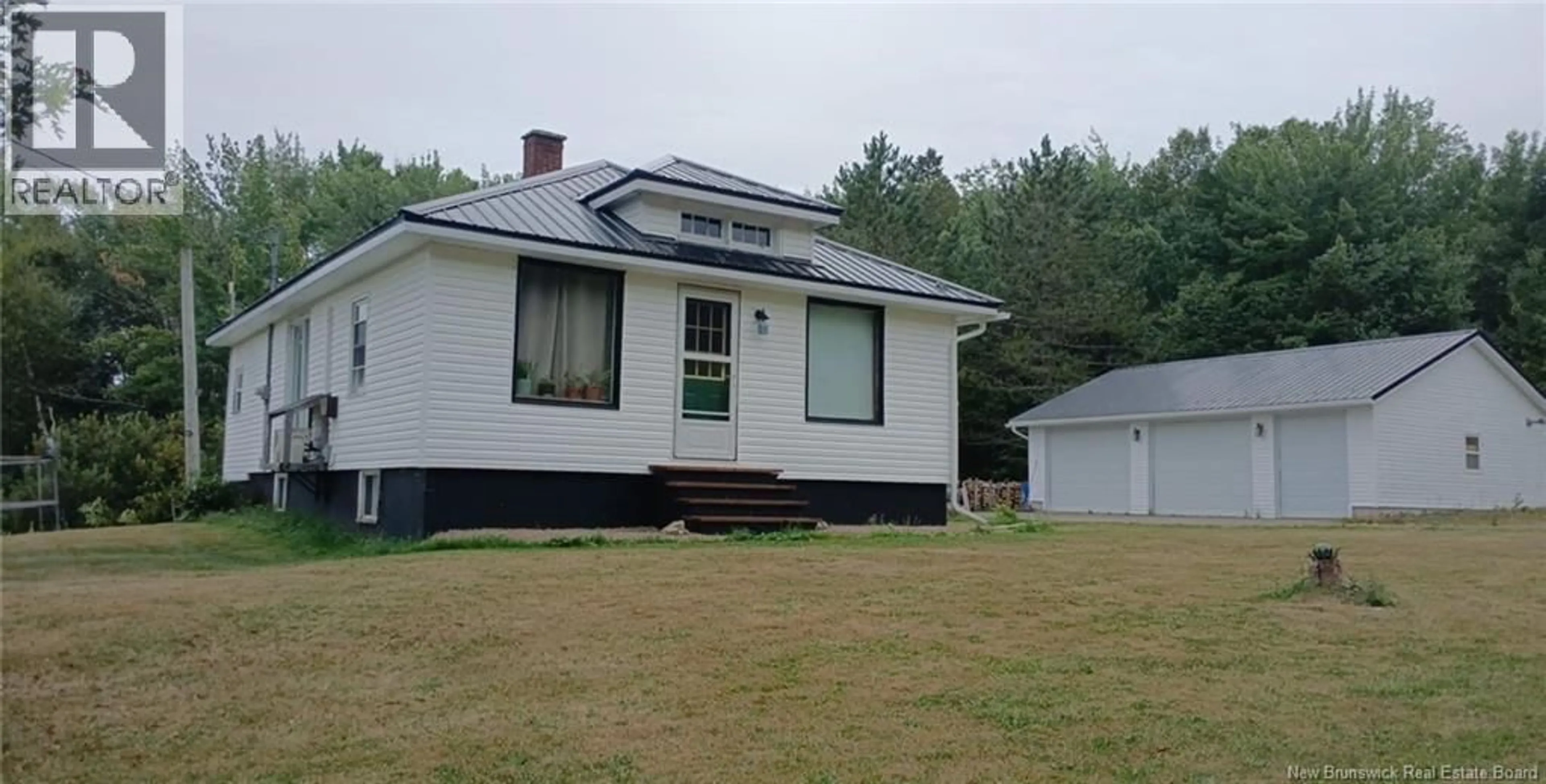 Home with vinyl exterior material, building for 934 770 ROUTE, Bonny River New Brunswick E5C1C6