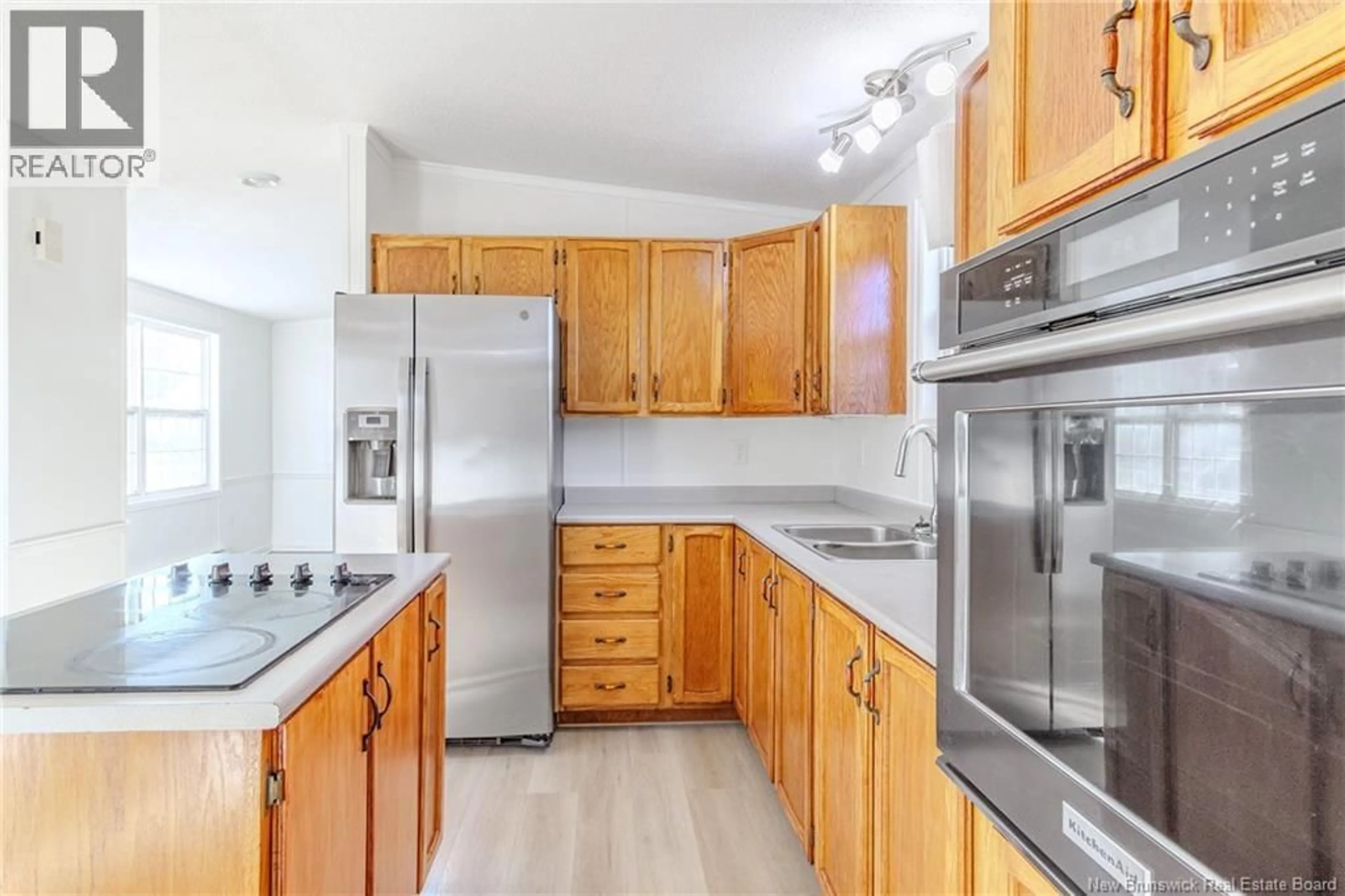 Standard kitchen, unknown for 105 WETMORE CREEK ROAD, Musquash New Brunswick E5J2L3