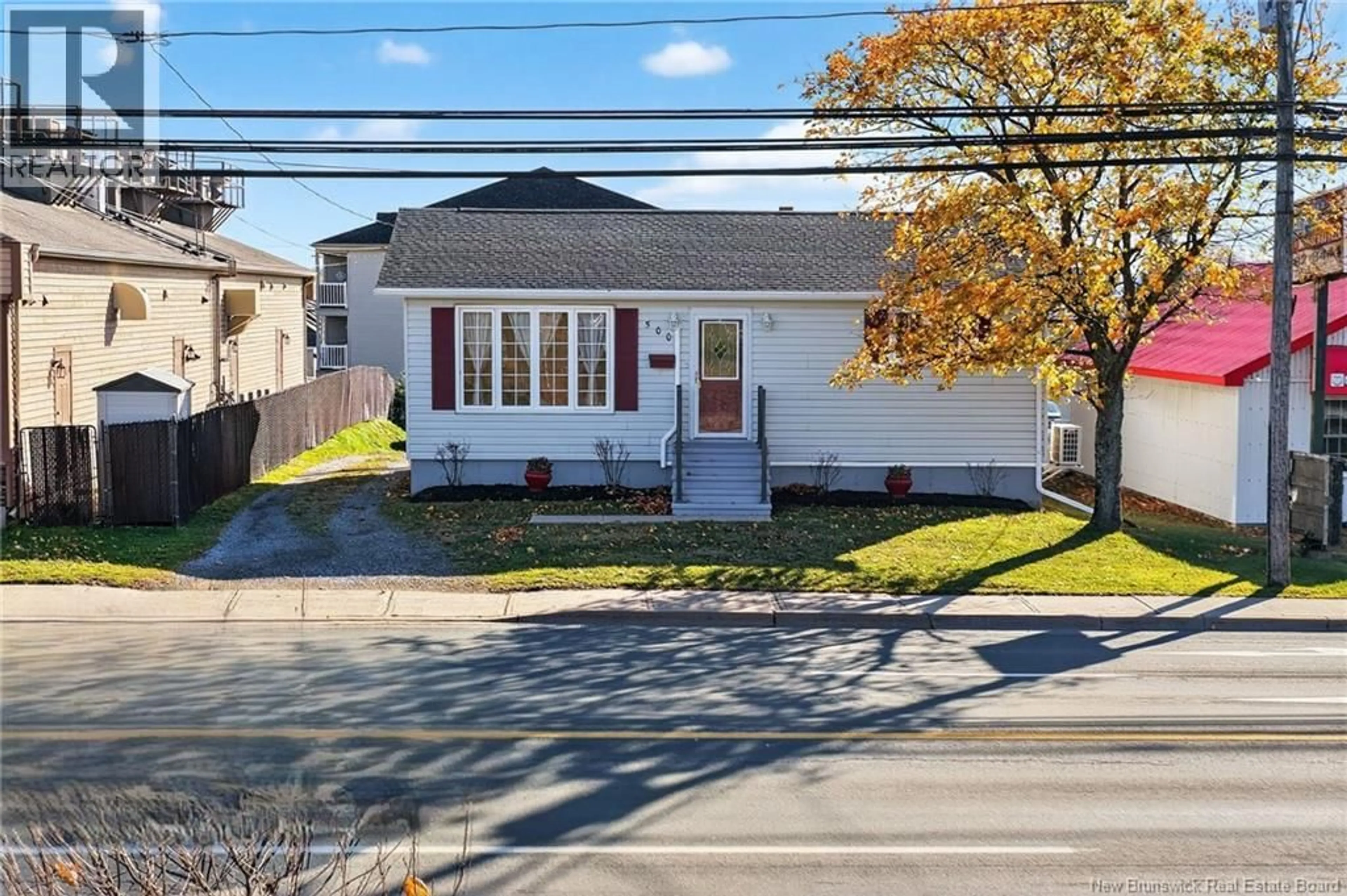 Unknown for 500 CHAMPLAIN, Dieppe New Brunswick E1A1P4