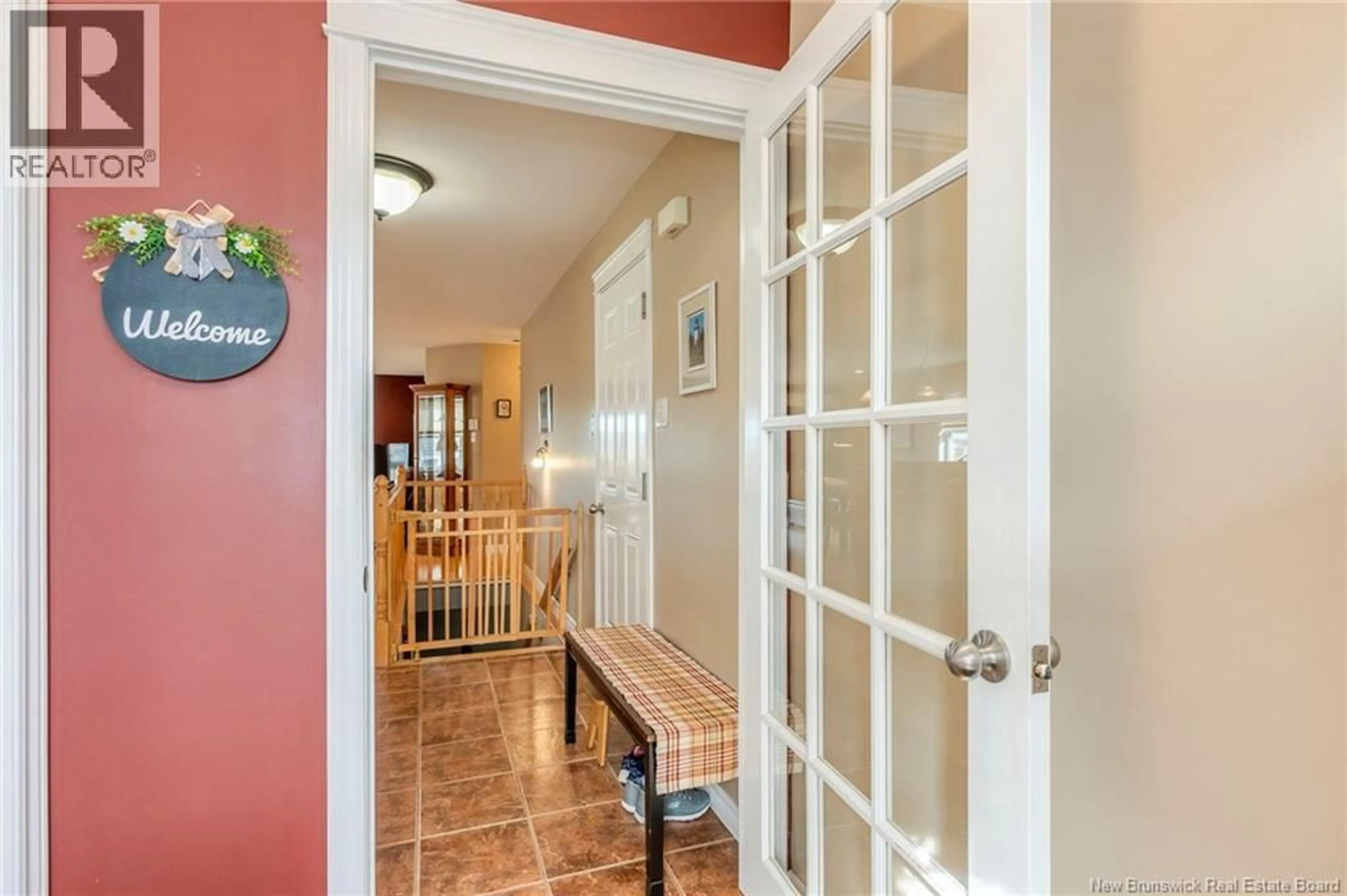 Indoor entryway for 9 GRAHAM STREET, Saint John New Brunswick E2J5A3