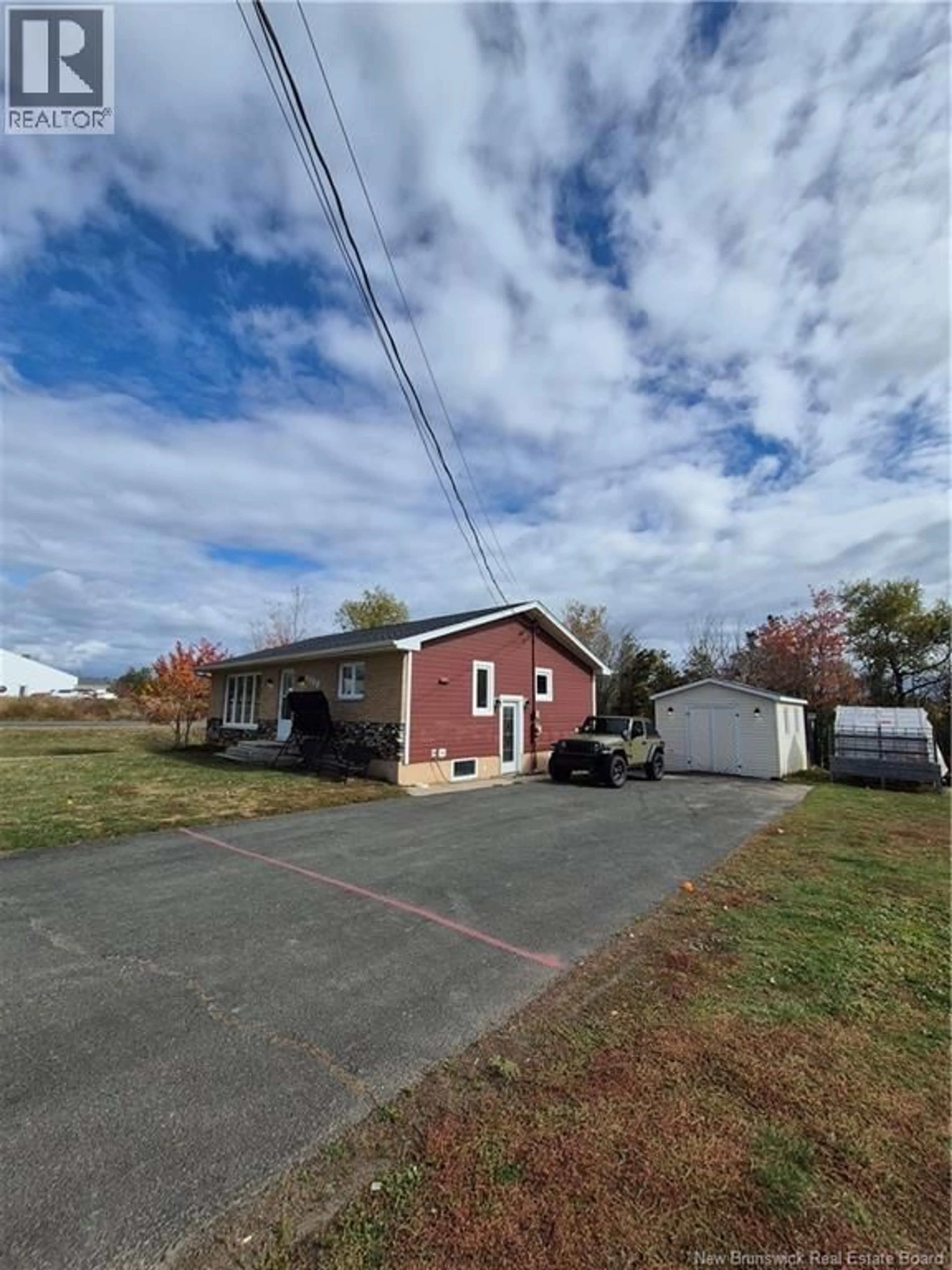 A pic from outside/outdoor area/front of a property/back of a property/a pic from drone, street for 4000 PRINCIPALE, Tracadie New Brunswick E1X1B7