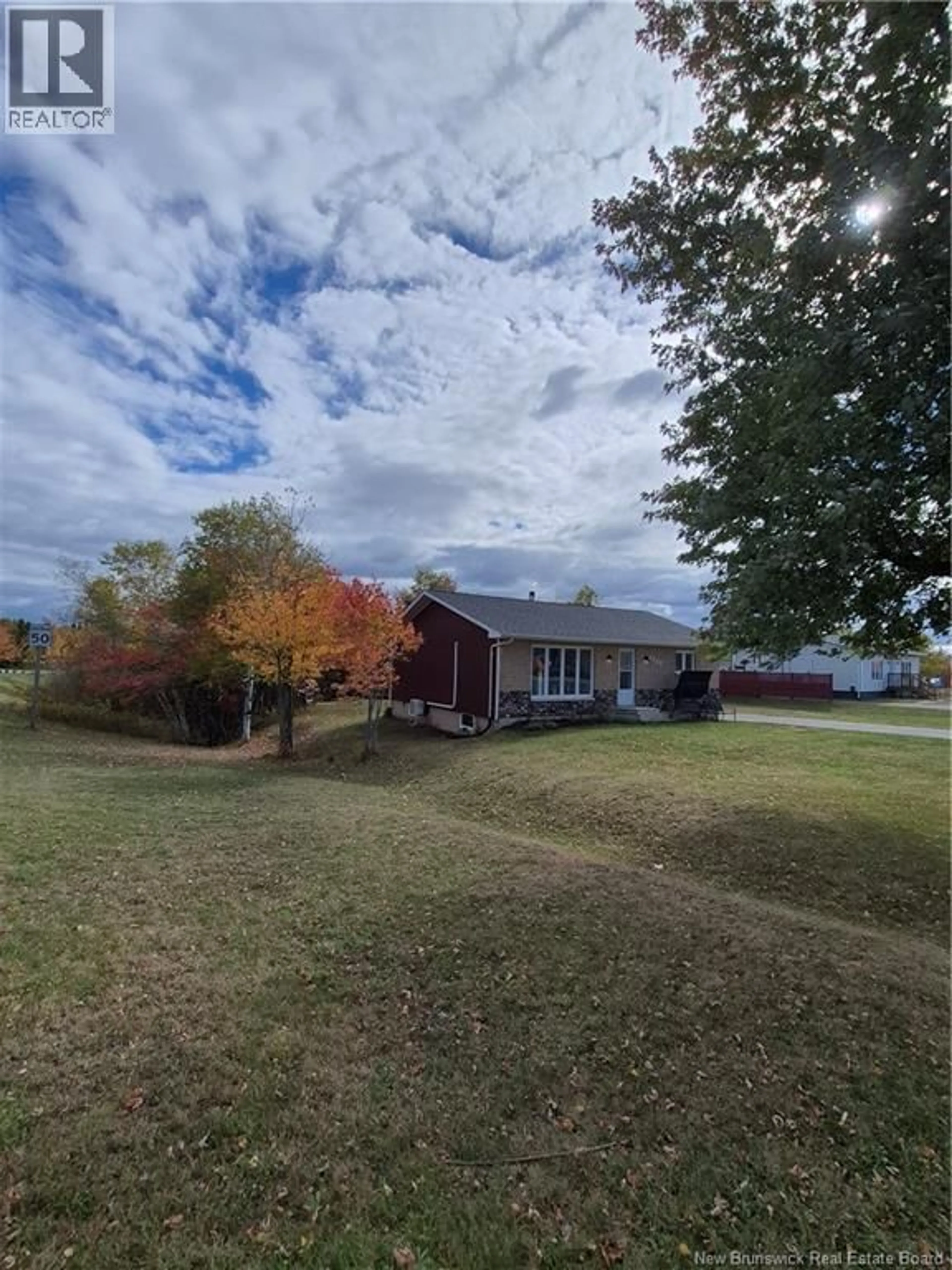 A pic from outside/outdoor area/front of a property/back of a property/a pic from drone, unknown for 4000 PRINCIPALE, Tracadie New Brunswick E1X1B7