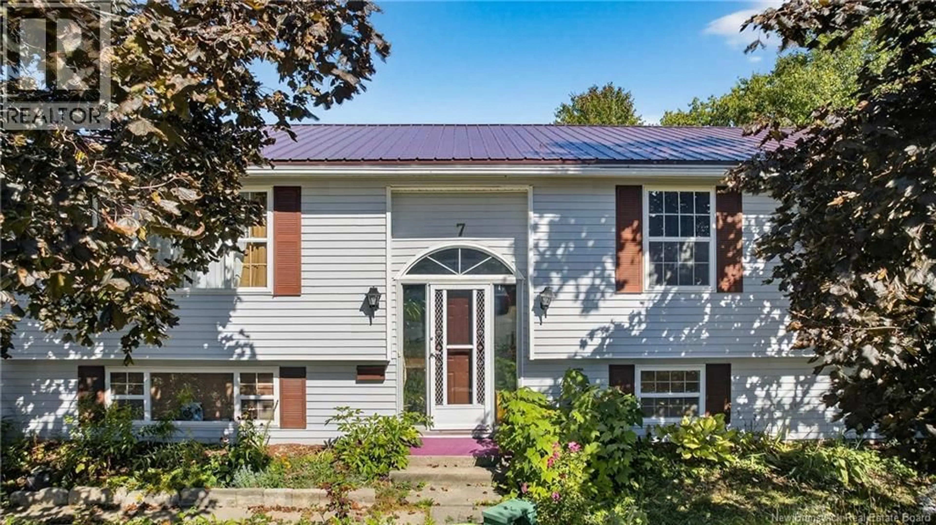 Home with vinyl exterior material, street for 7 CITIZENS COURT, St. Stephen New Brunswick E3L3C5