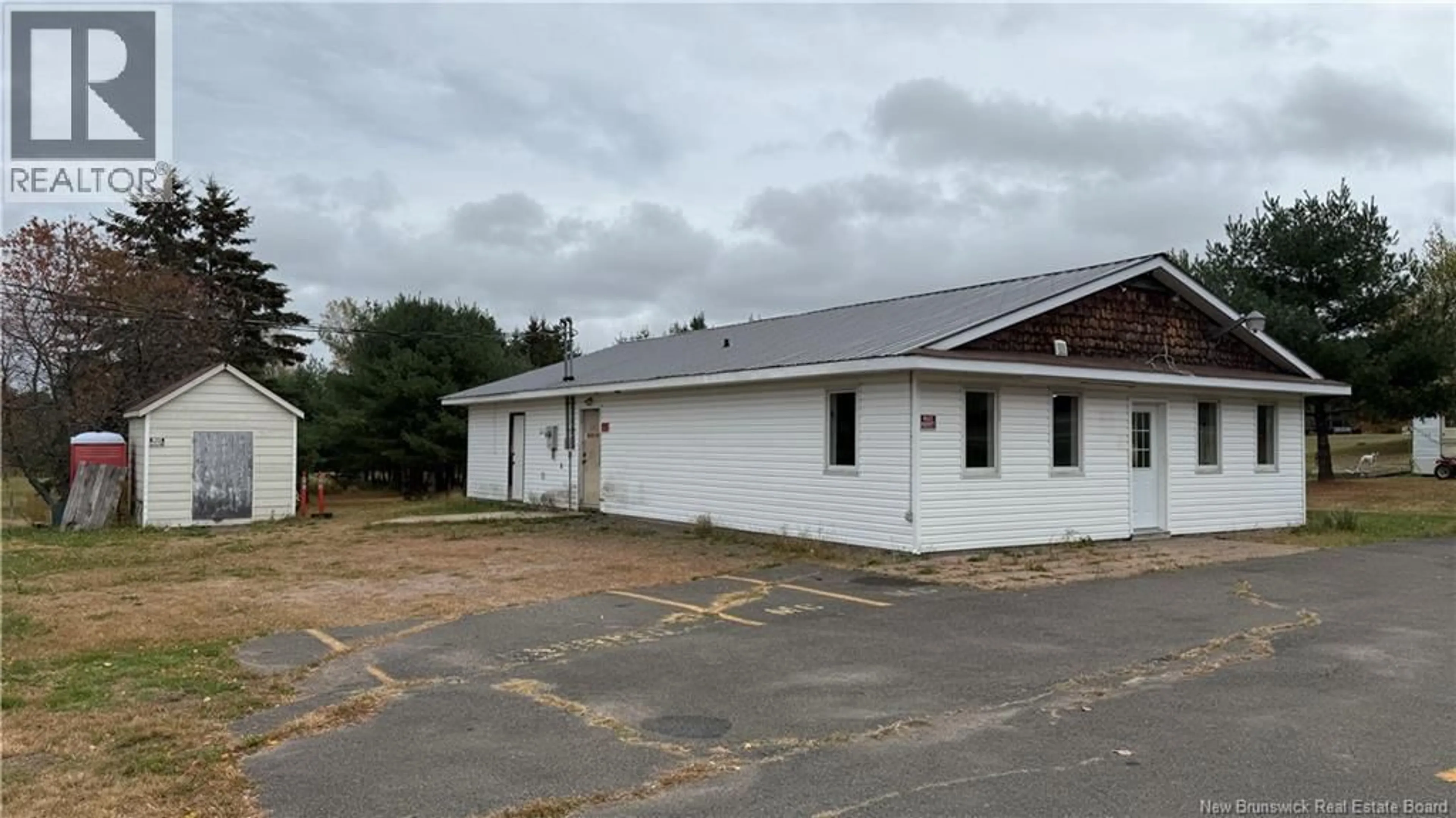 A pic from outside/outdoor area/front of a property/back of a property/a pic from drone, building for 6125 ROUTE 101, Hoyt New Brunswick E5L1Z9