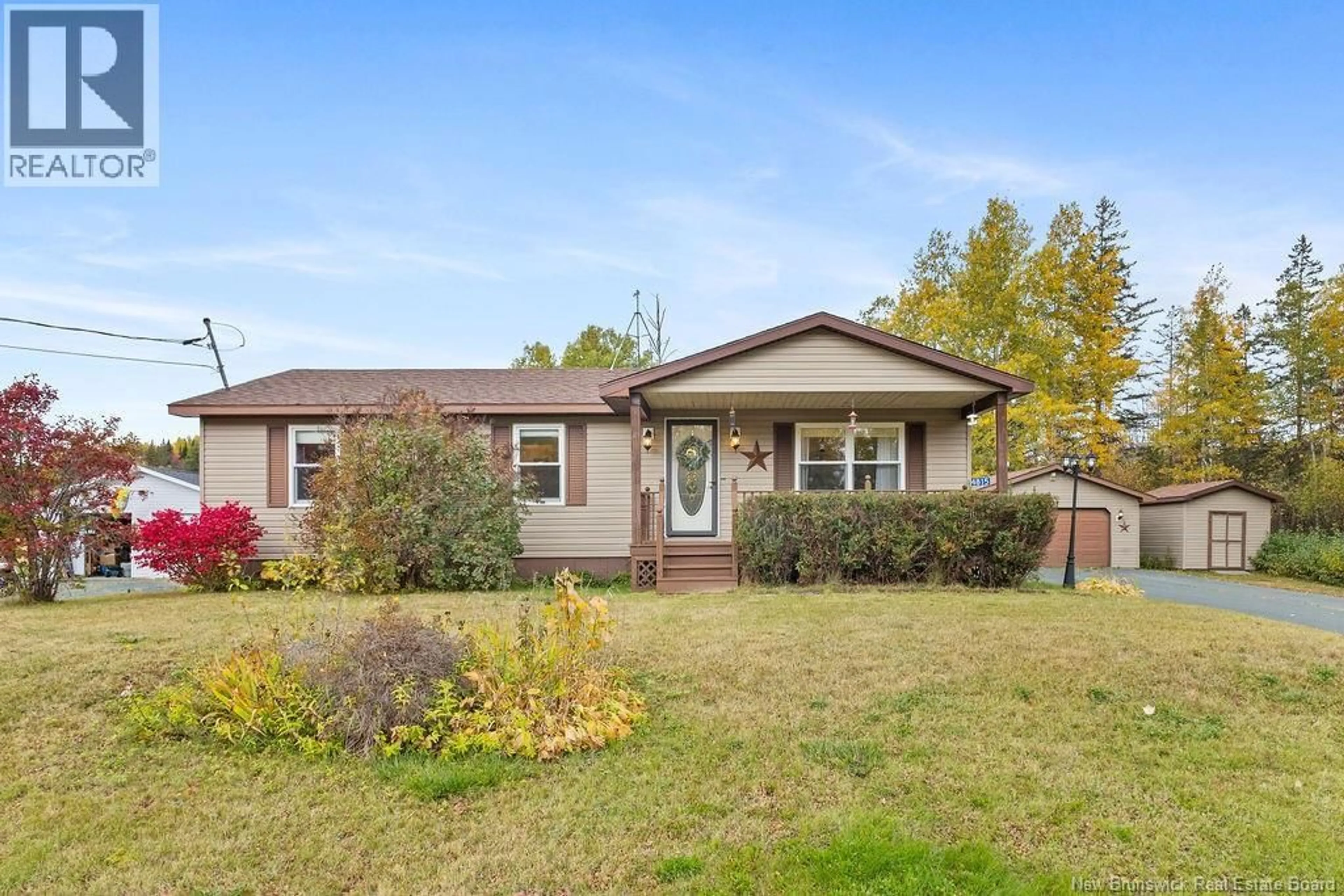 Home with vinyl exterior material, street for 4815 108 ROUTE, Derby New Brunswick E1V5C2