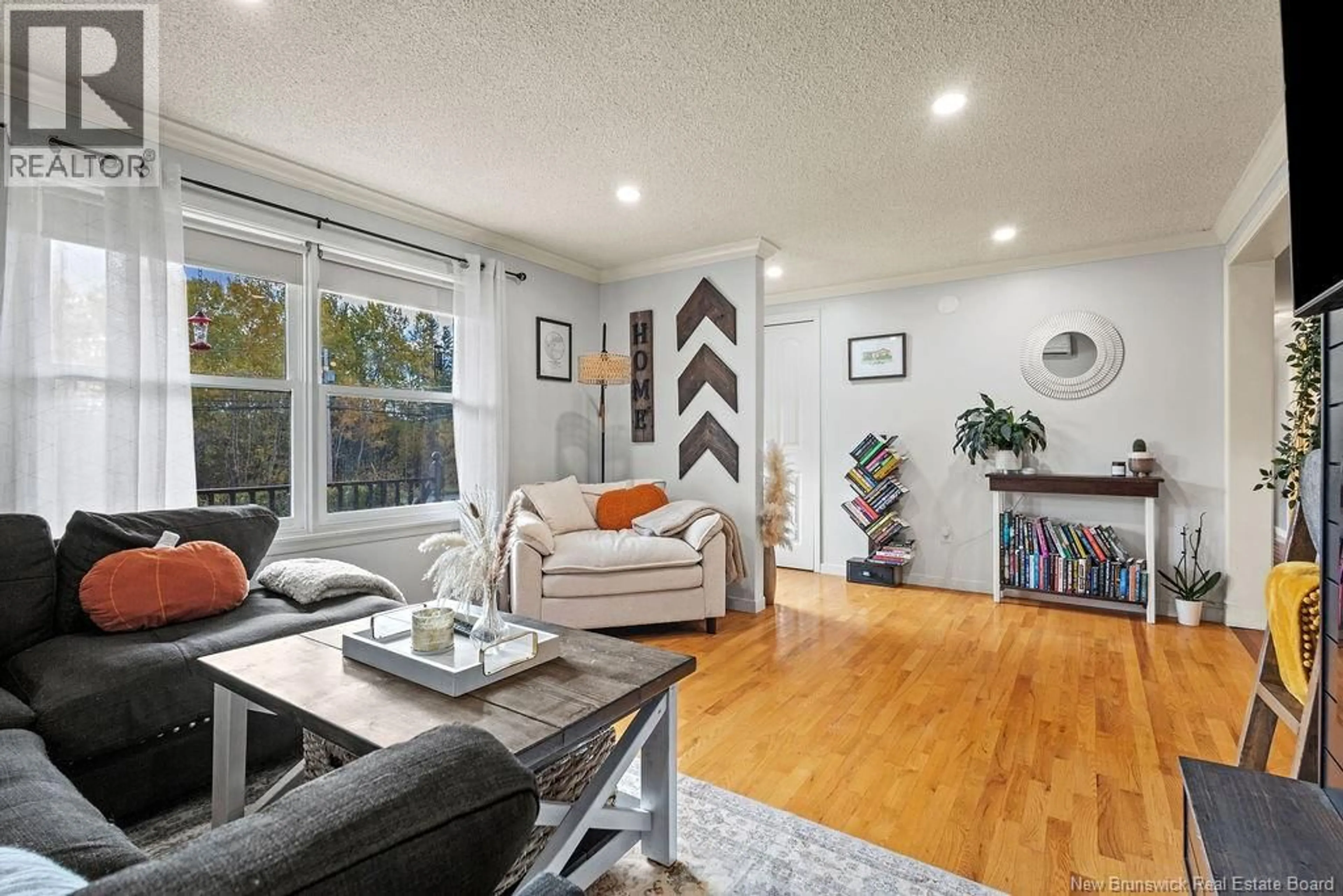 Living room with furniture, unknown for 4815 108 ROUTE, Derby New Brunswick E1V5C2