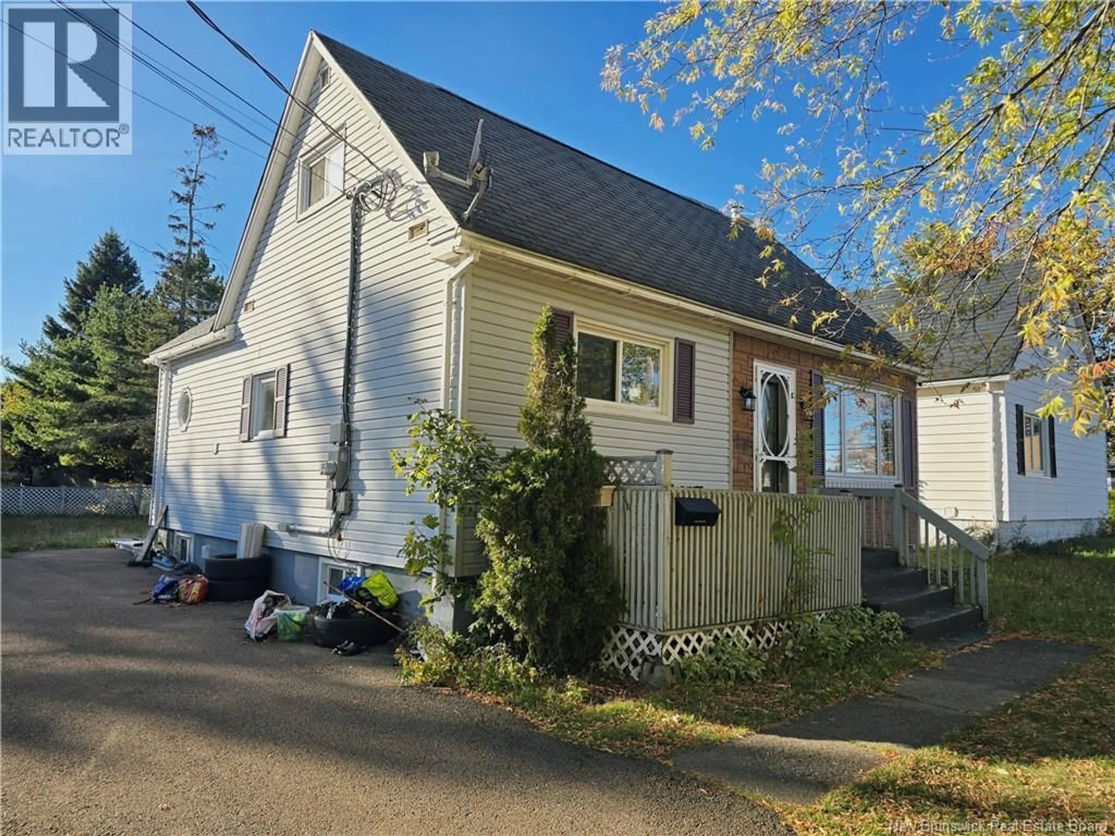 Home with vinyl exterior material, street for 166 EDWARD STREET, Moncton New Brunswick E1A3Y9