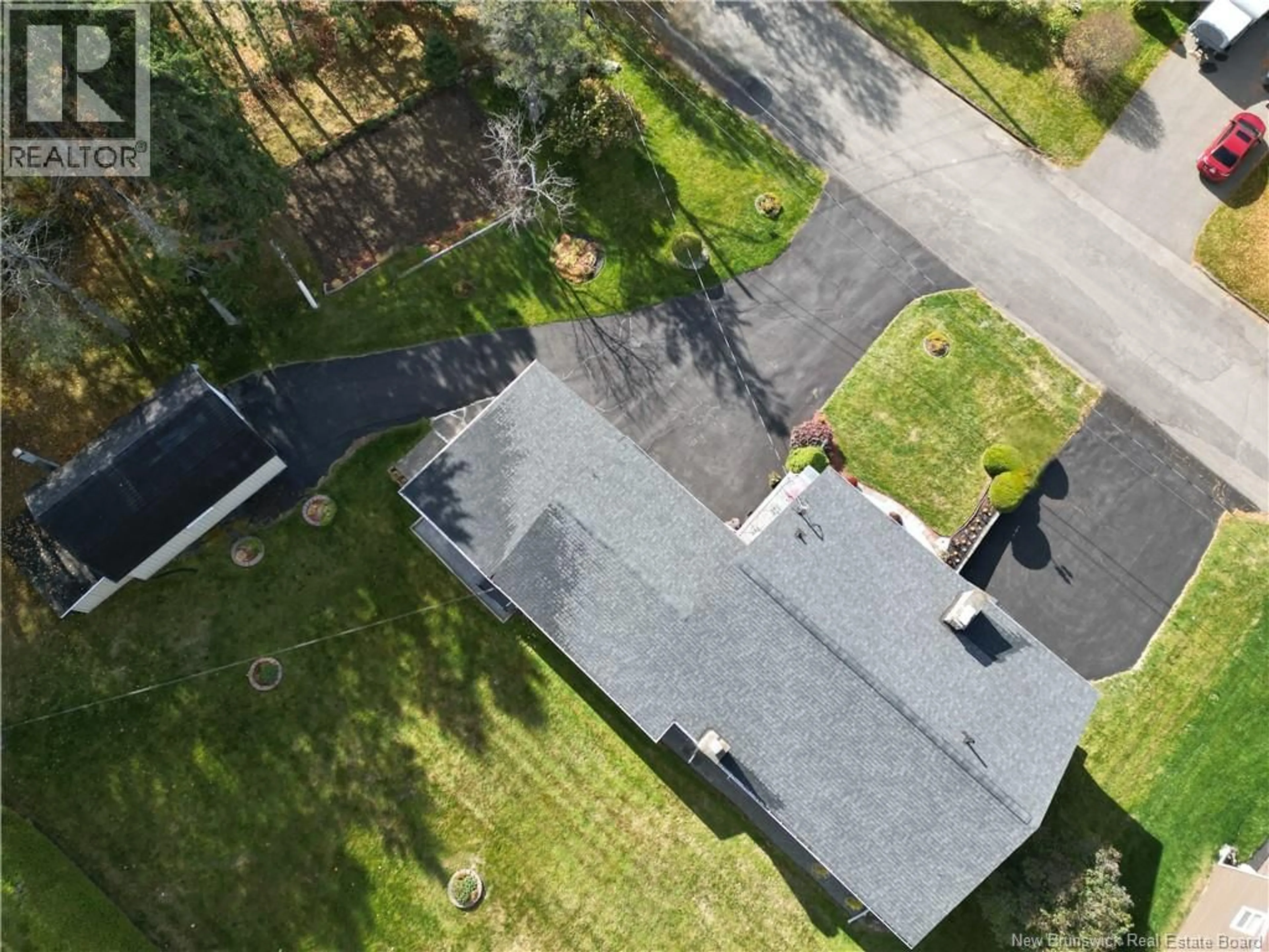 A pic from outside/outdoor area/front of a property/back of a property/a pic from drone, street for 198 BELLEVUE STREET, Grand Falls New Brunswick E3Y1C2