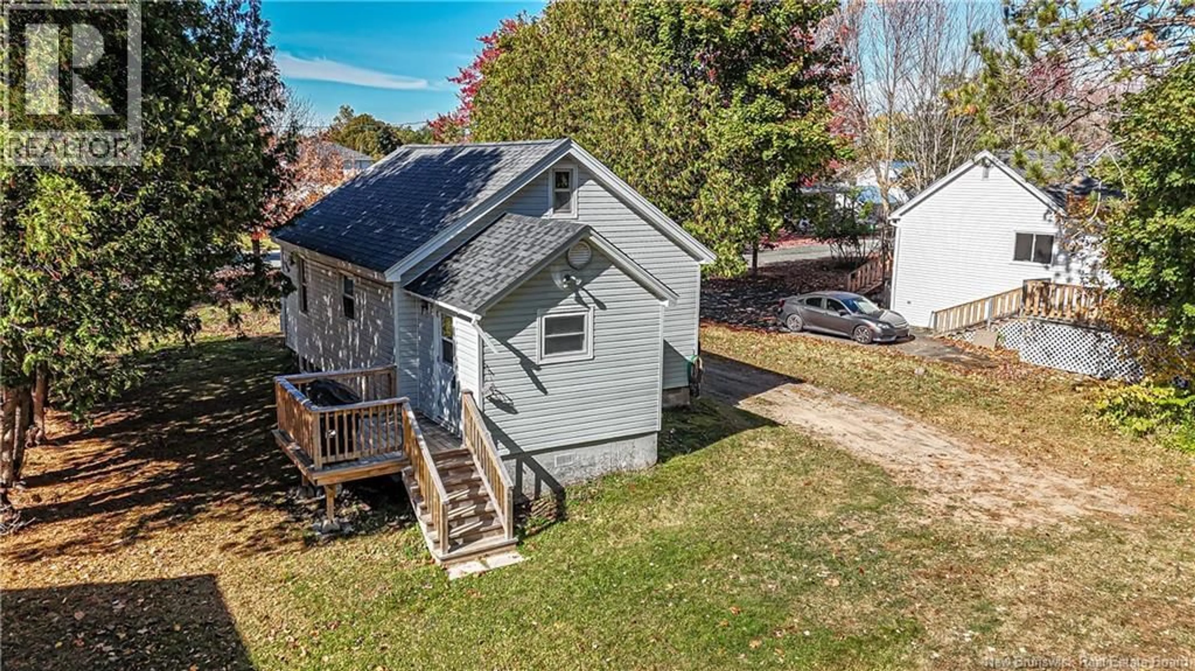 A pic from outside/outdoor area/front of a property/back of a property/a pic from drone, street for 42 CORONATION STREET, Fredericton New Brunswick E3A4K7