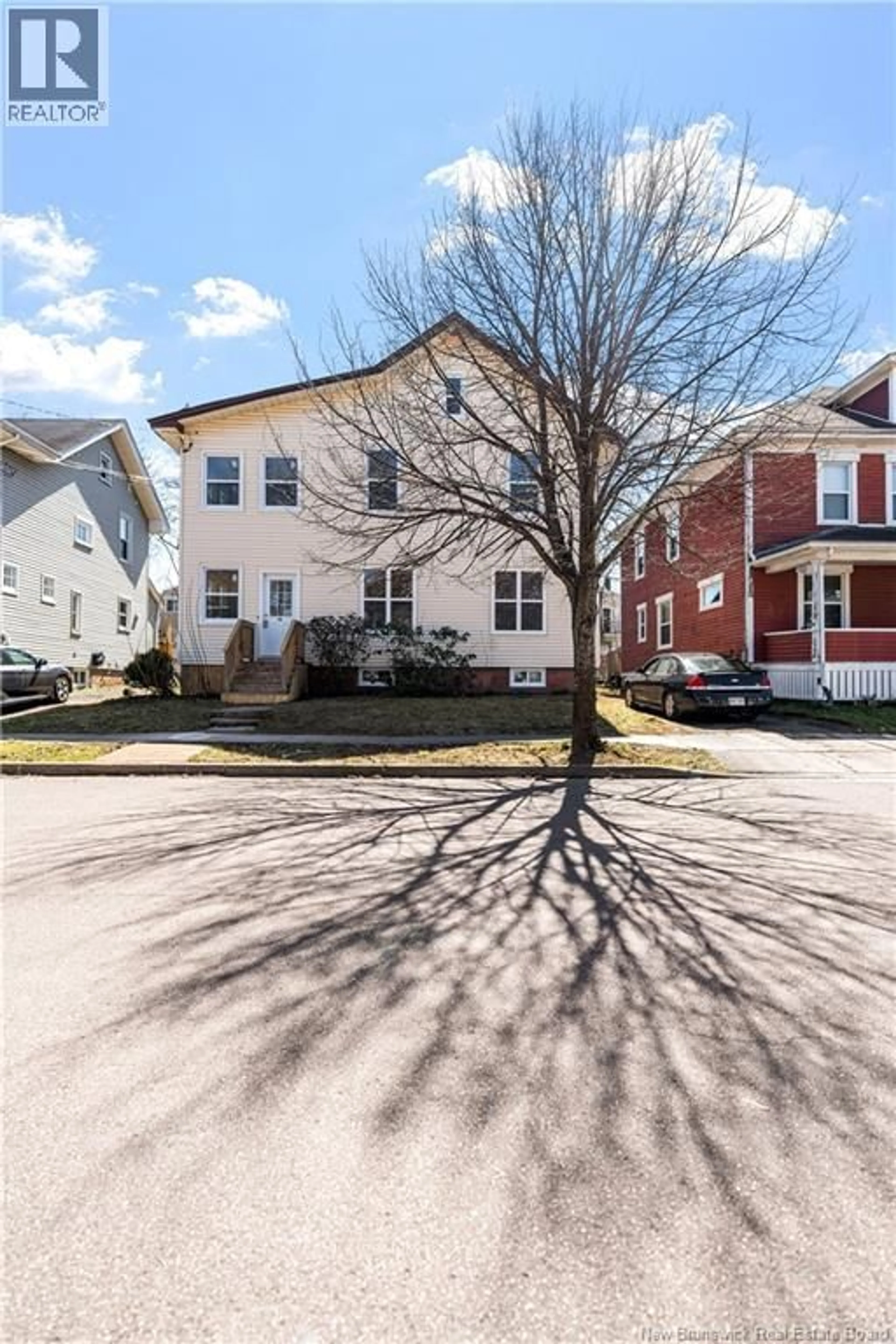 A pic from outside/outdoor area/front of a property/back of a property/a pic from drone, street for 18 CORNELL STREET, Moncton New Brunswick E1C2W1