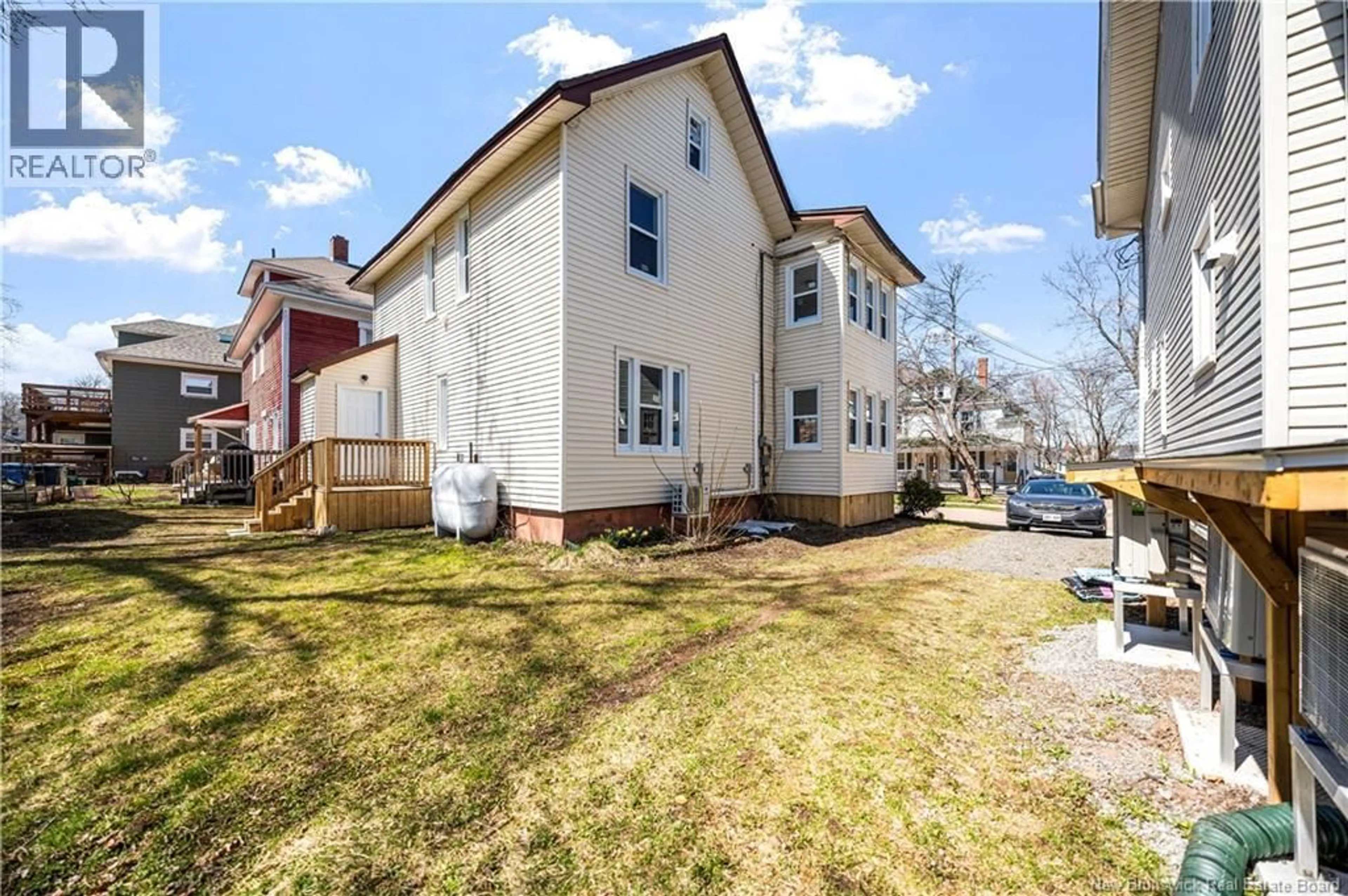 Patio, street for 18 CORNELL STREET, Moncton New Brunswick E1C2W1
