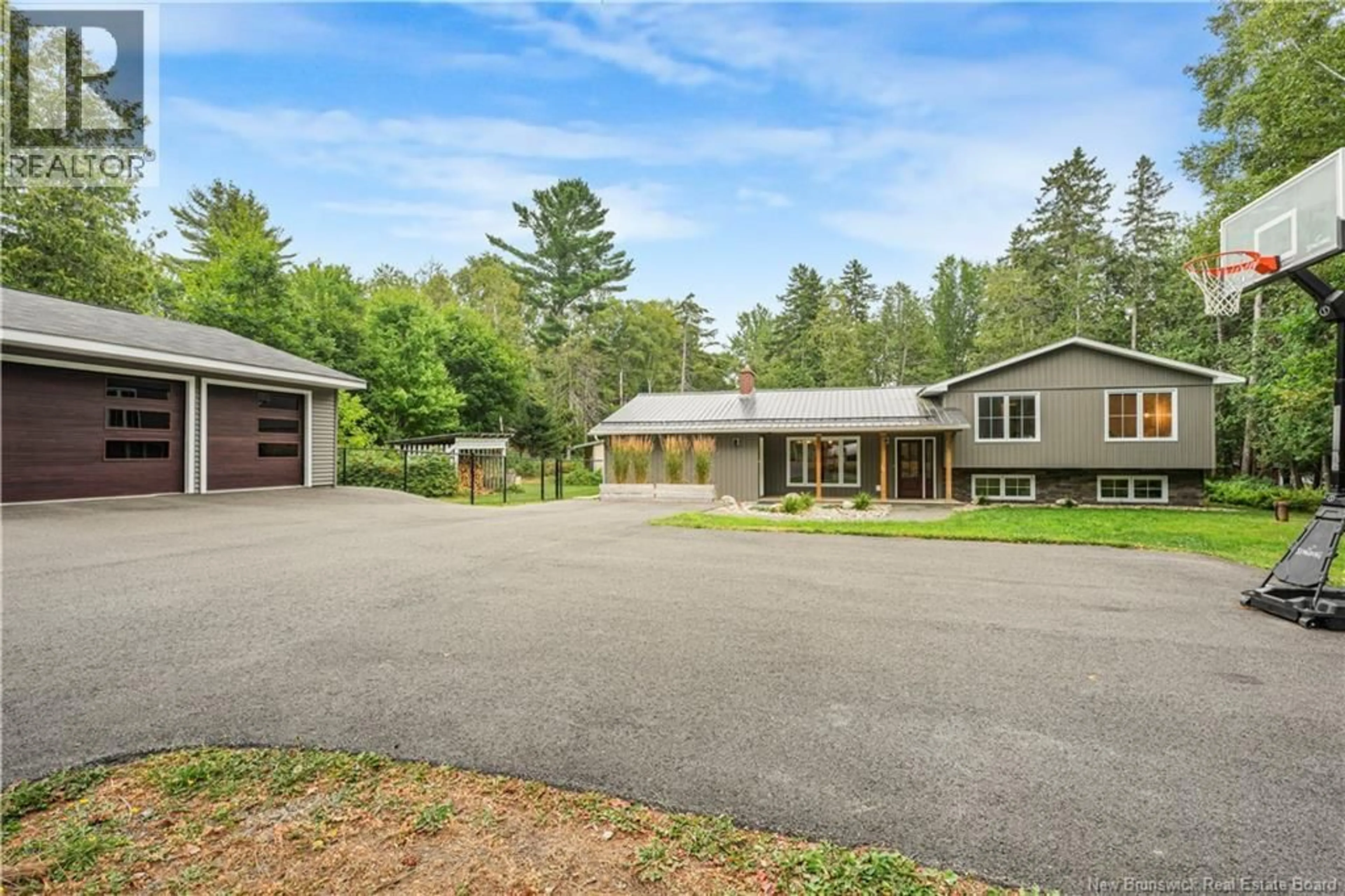 A pic from outside/outdoor area/front of a property/back of a property/a pic from drone, unknown for 14 ISLAND VIEW DRIVE, Douglas New Brunswick E3G7R2