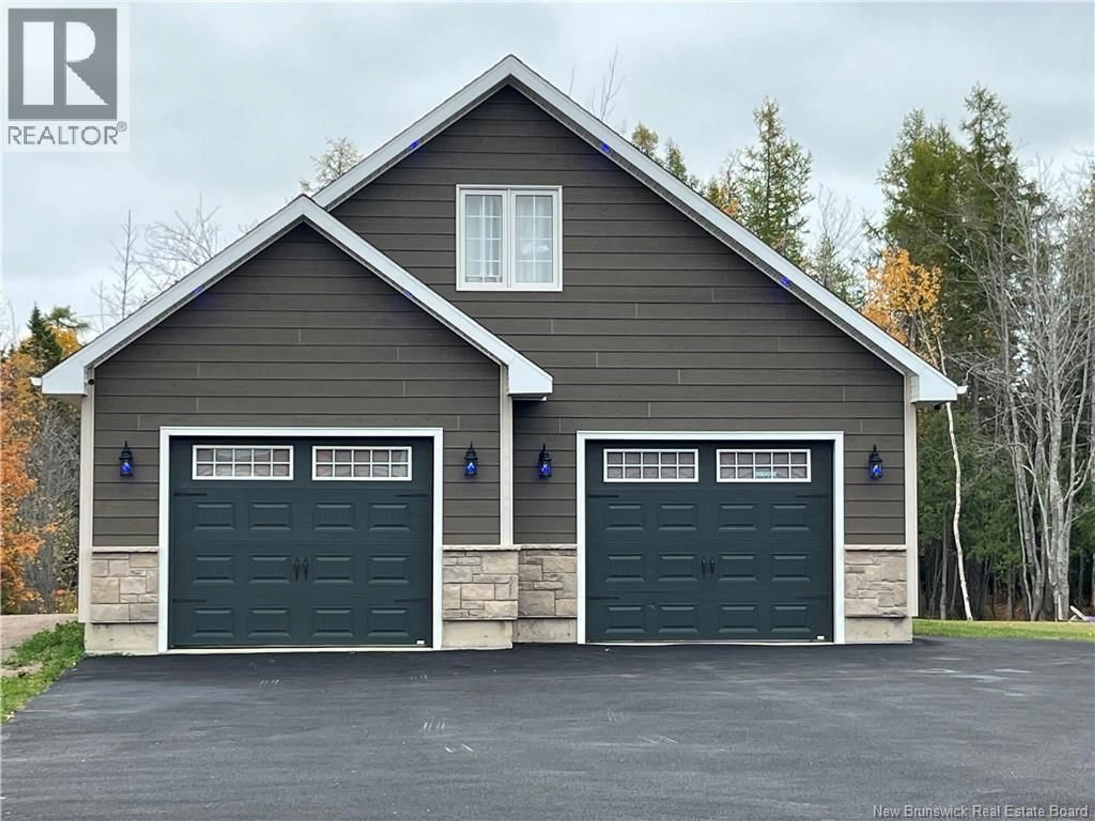 Indoor garage for 9062 ROUTE 150, Losier Settlement New Brunswick E1X3C1