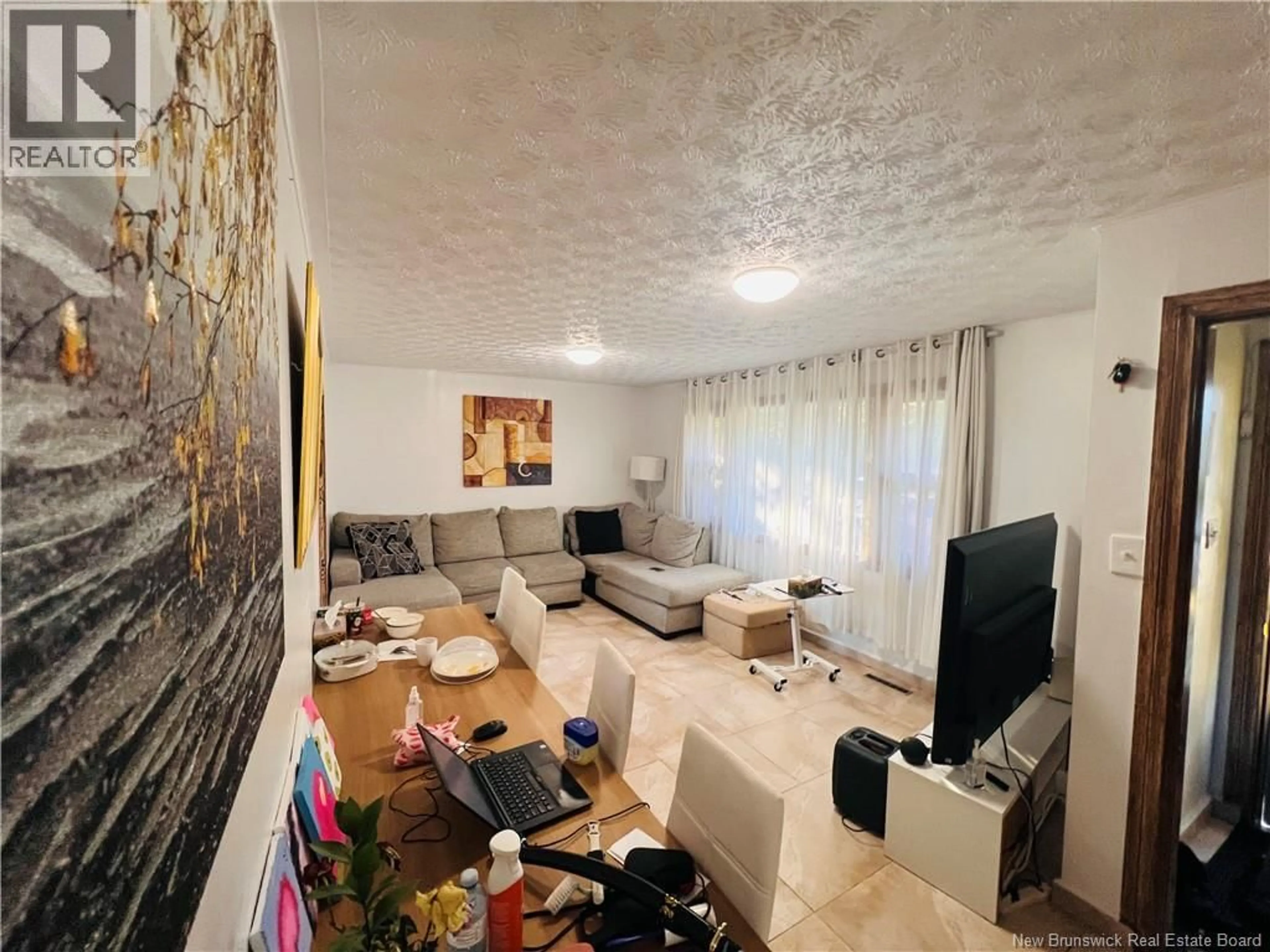 A pic of a room for 1365 SANDY POINT ROAD, Saint John New Brunswick E2K5E6