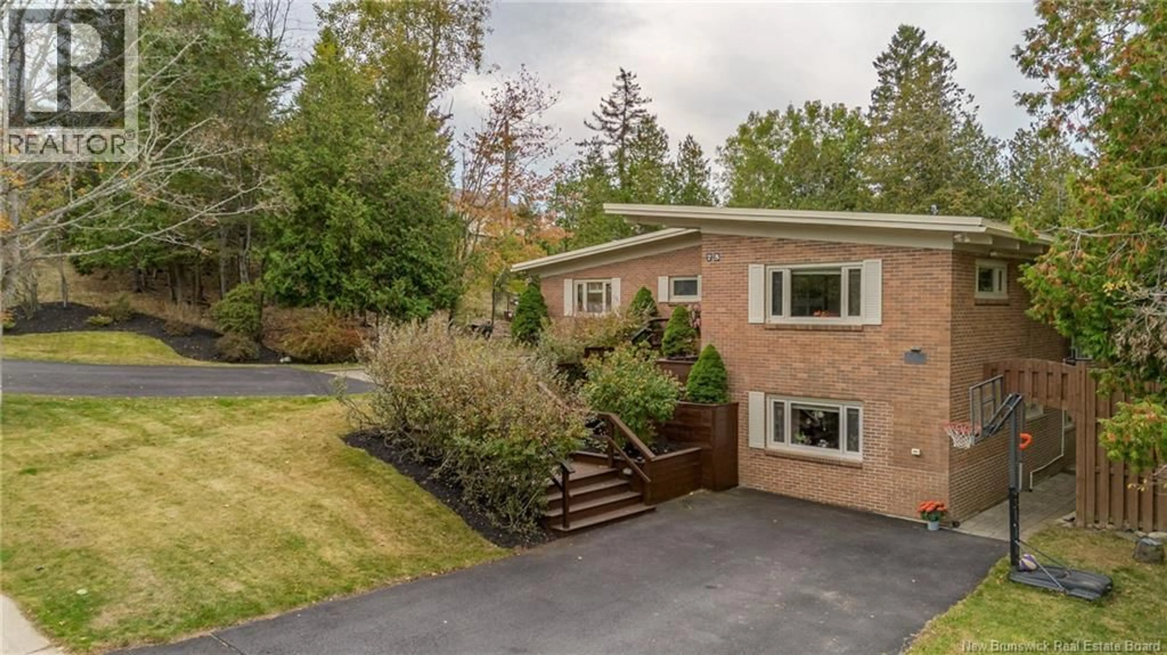 Unknown for 75 CROWN HILL CRESCENT, Saint John New Brunswick E2K2H2