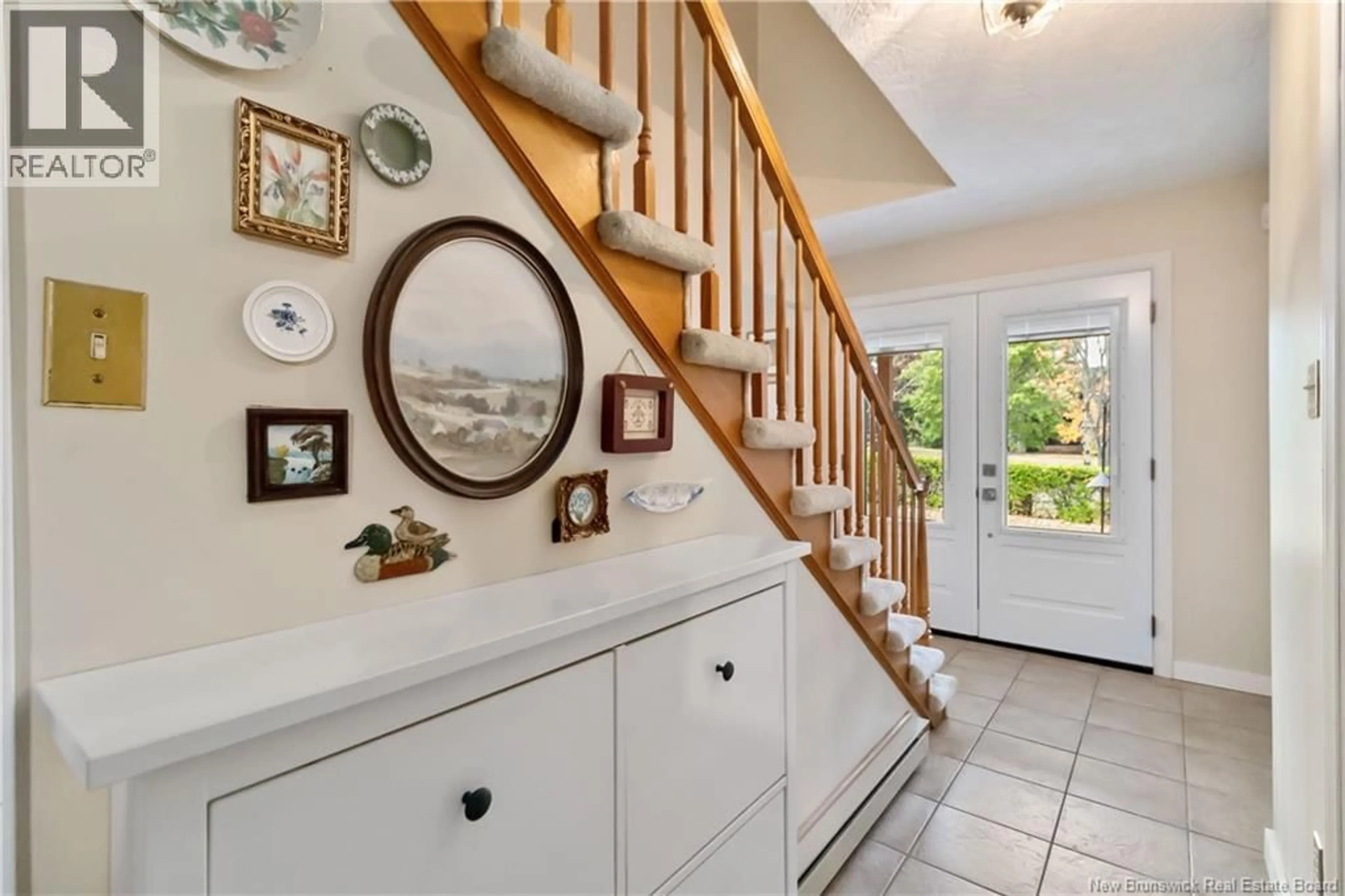 Indoor entryway for 20 HAVENWOOD COURT, Moncton New Brunswick E1A5W6