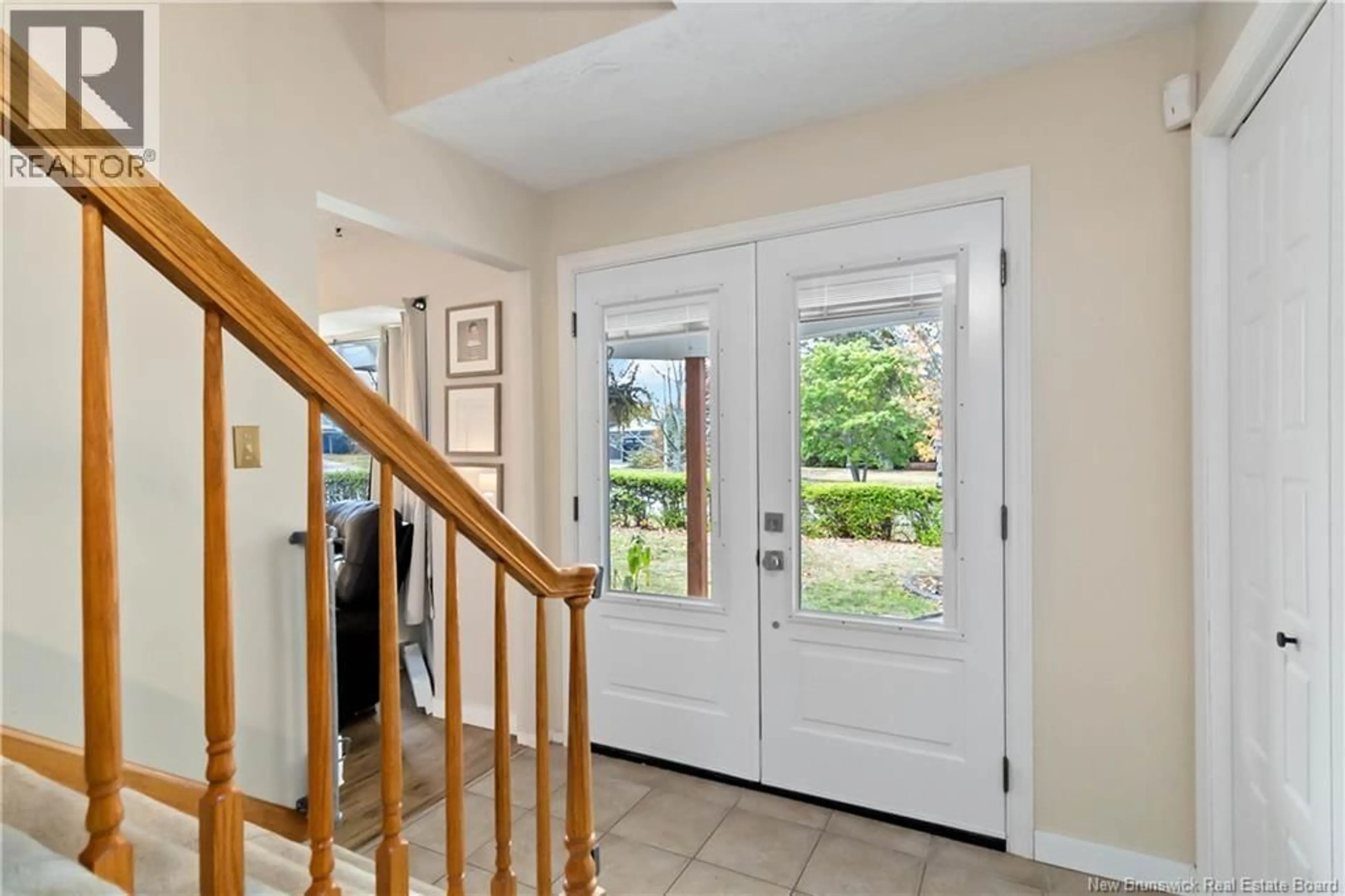 Indoor entryway for 20 HAVENWOOD COURT, Moncton New Brunswick E1A5W6