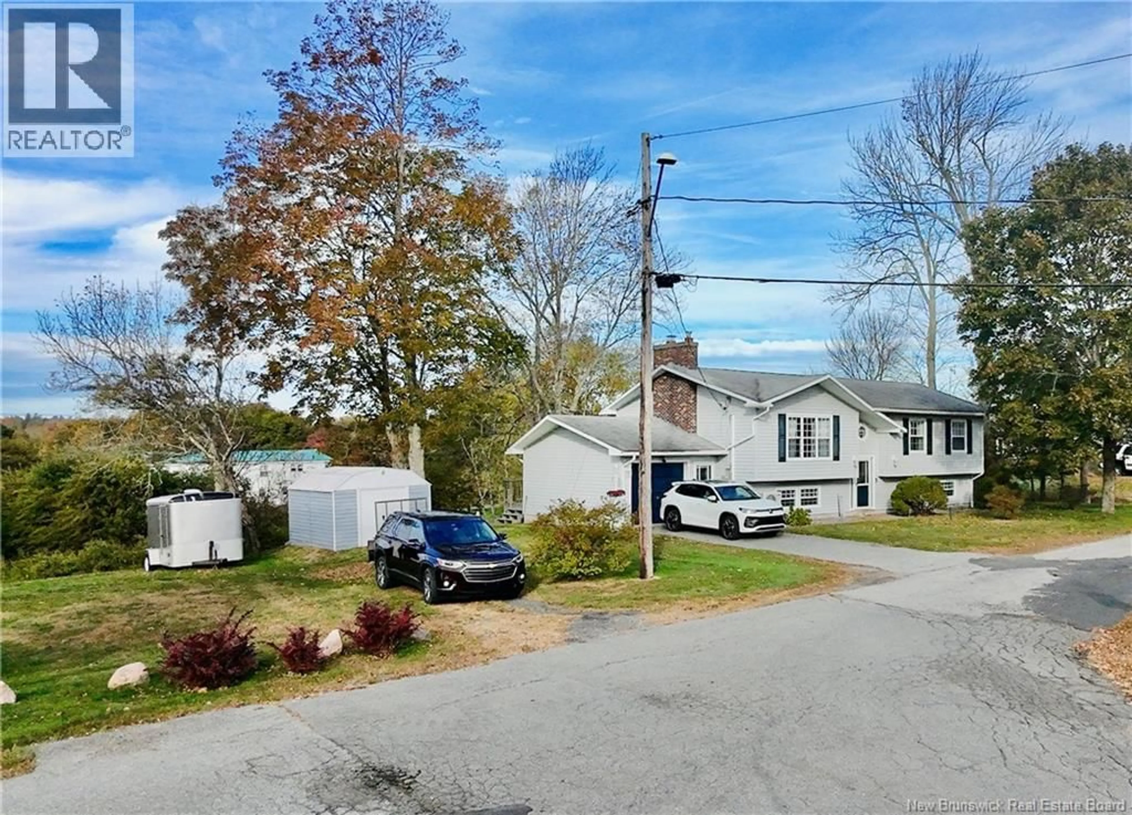 A pic from outside/outdoor area/front of a property/back of a property/a pic from drone, street for 5 WILLIAM STREET, St George New Brunswick E5C3S1
