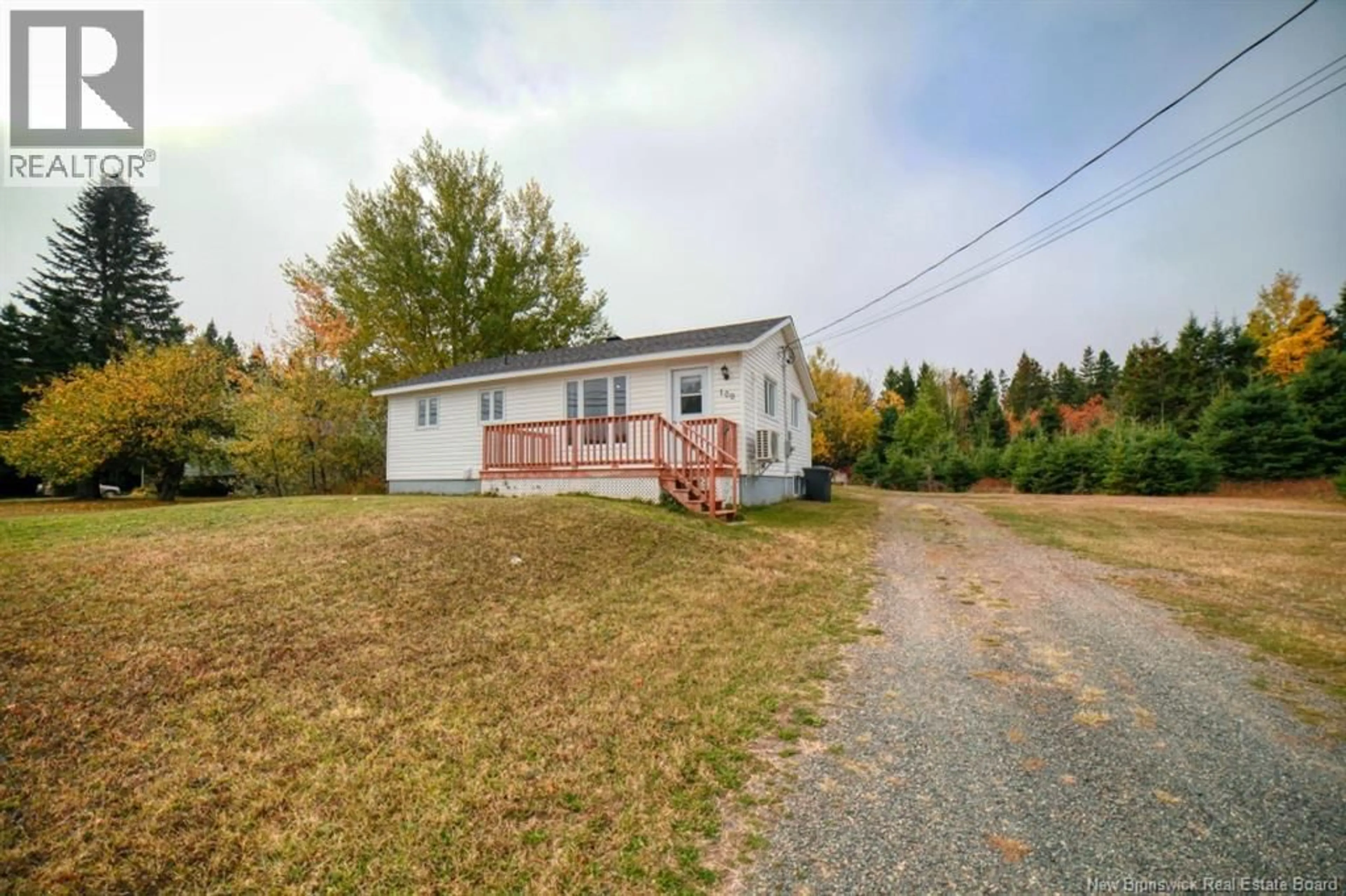 A pic from outside/outdoor area/front of a property/back of a property/a pic from drone, unknown for 100 PRINCIPALE, Pointe-Verte New Brunswick E8J2W3