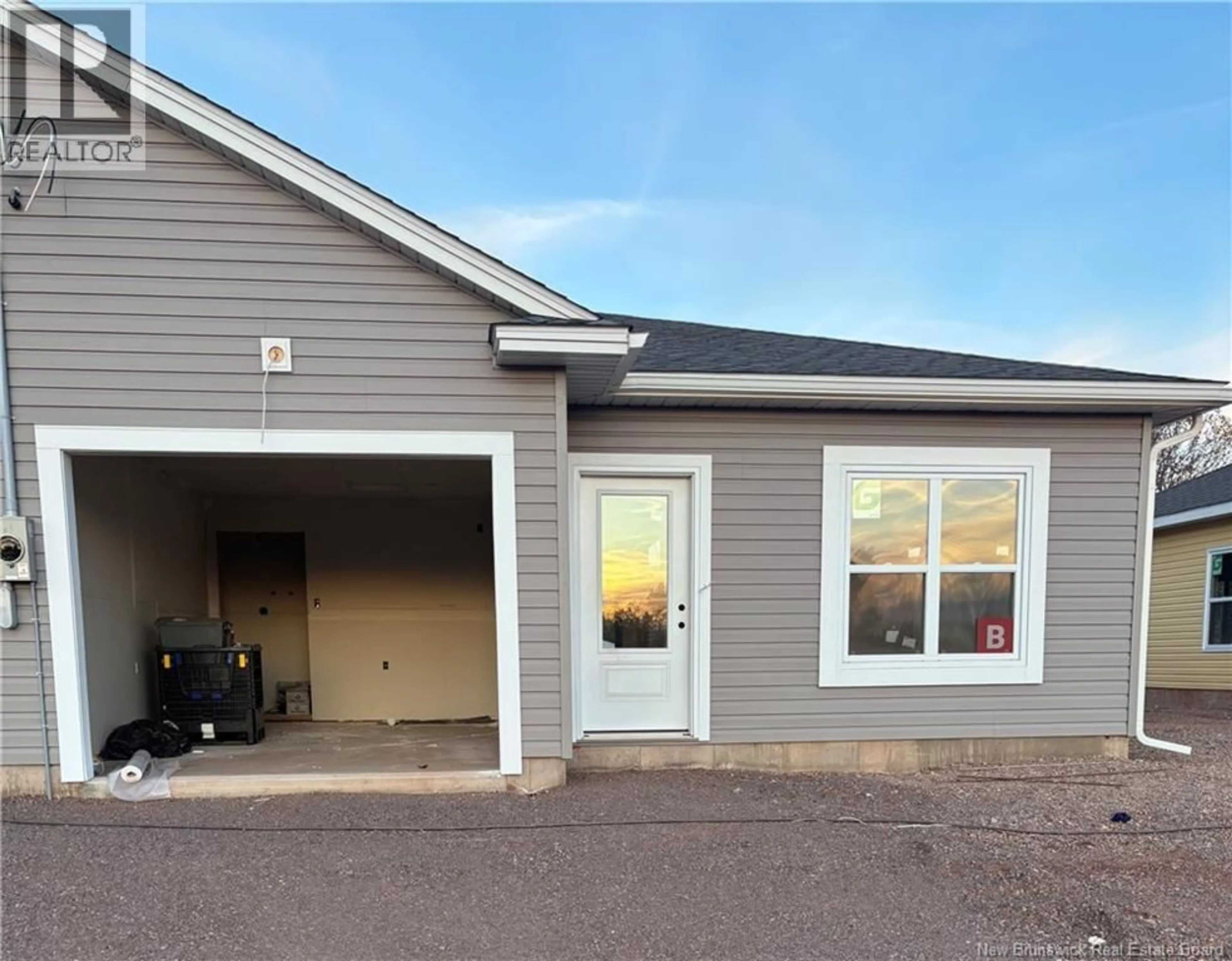 Home with vinyl exterior material, building for 20B OTTY AVENUE, Sussex New Brunswick E4E1G6