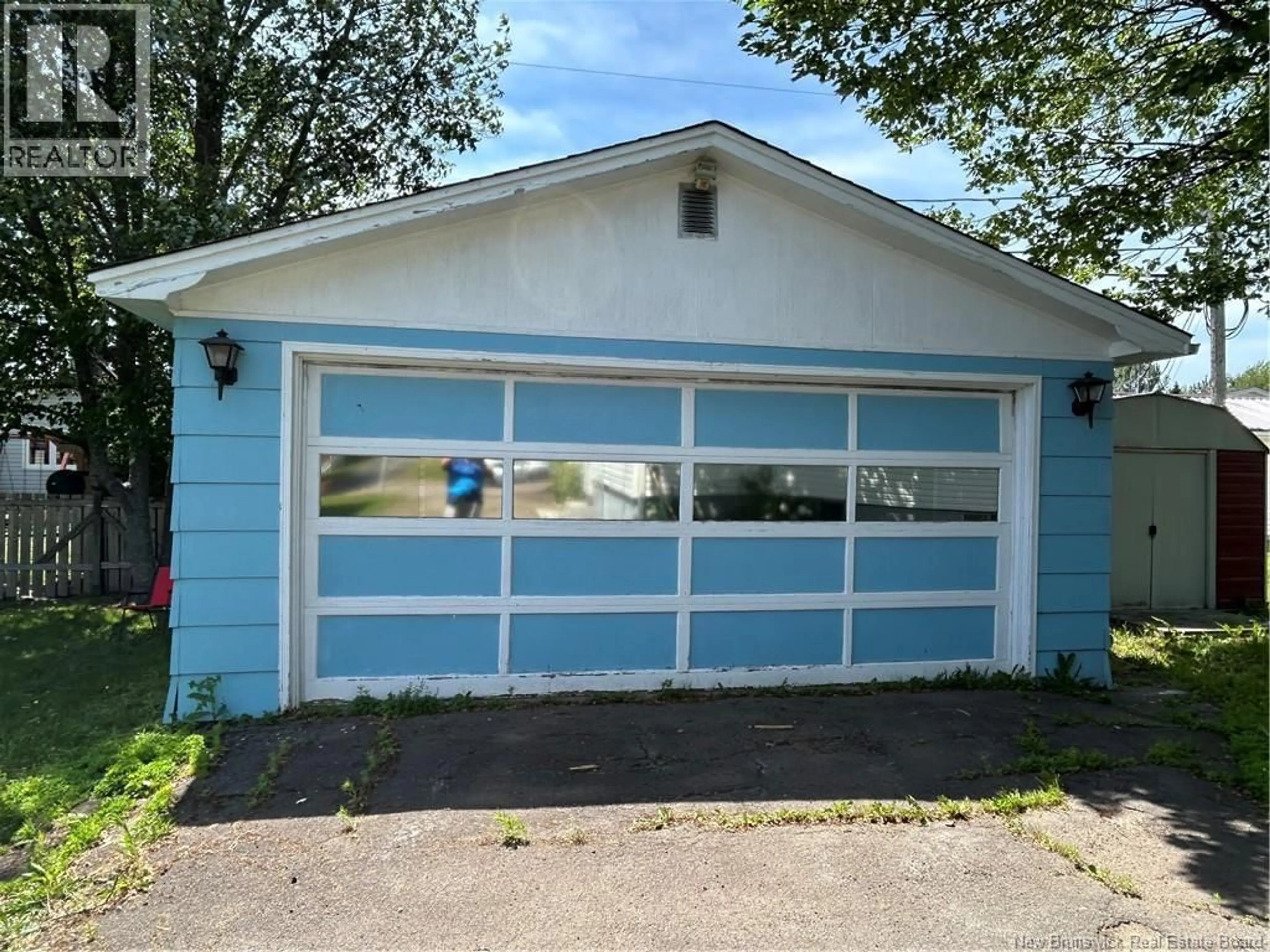 Indoor garage for 34 SMITH STREET, Moncton New Brunswick E1C8G2