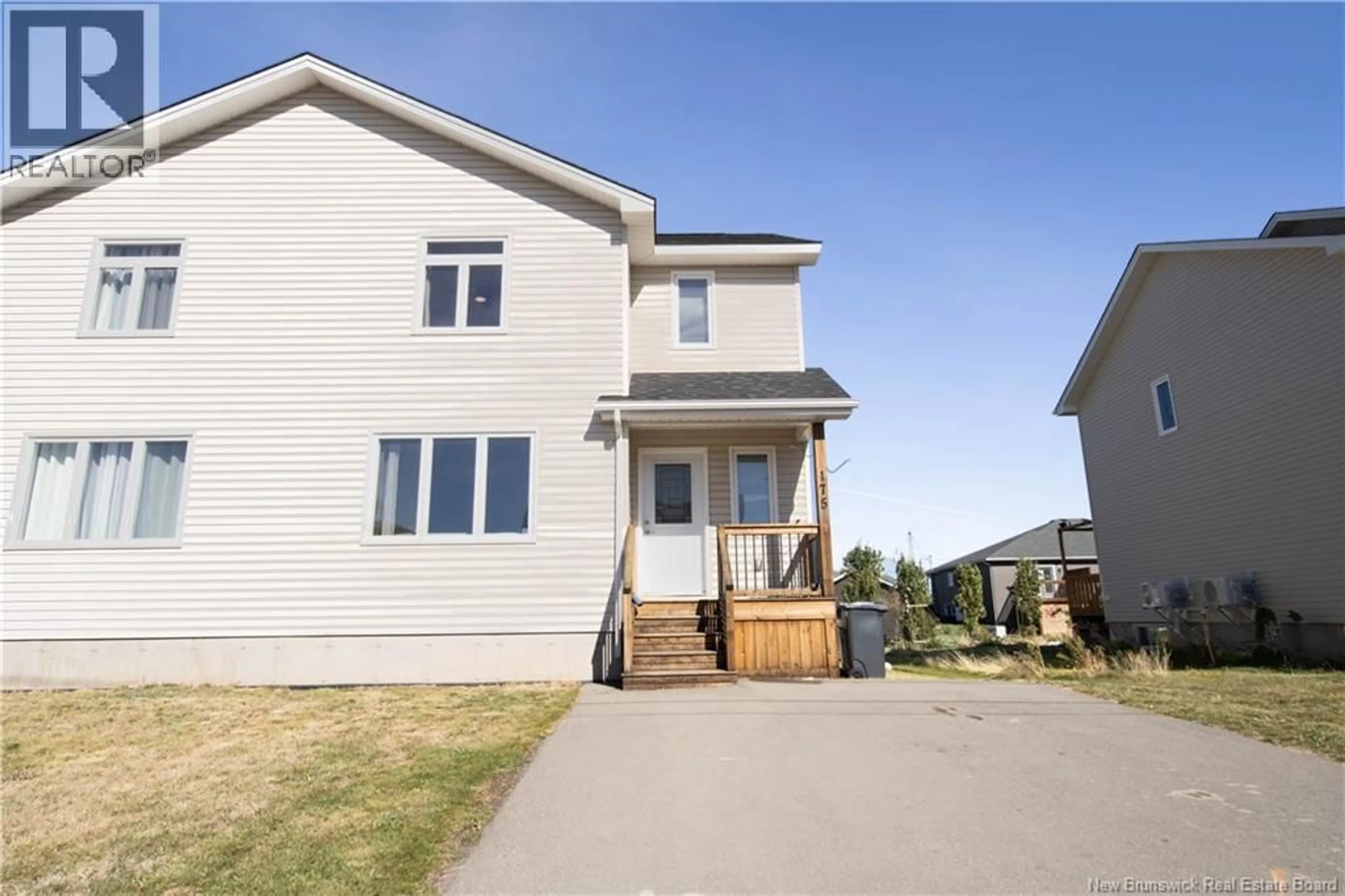 Home with vinyl exterior material, unknown for 175 OAKFIELD DRIVE, Riverview New Brunswick E1B0W6