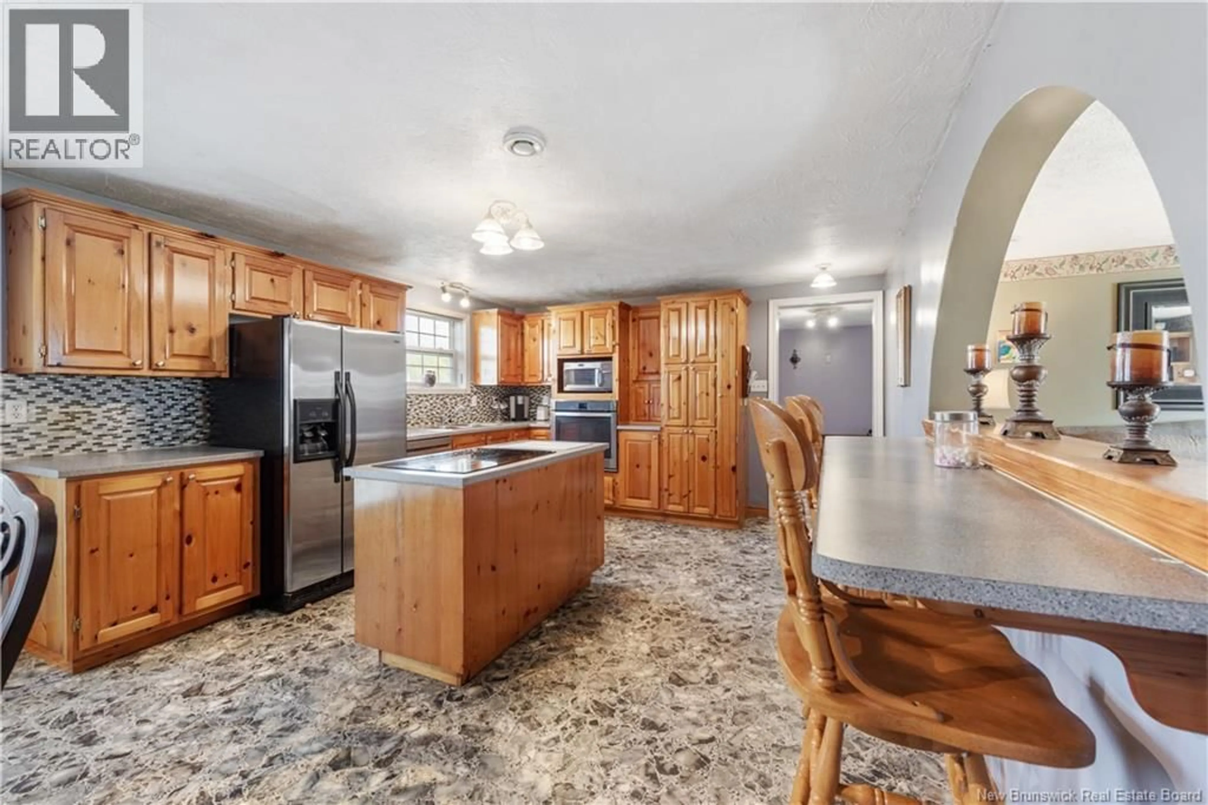 Open concept kitchen, ceramic/tile floor for 228 OLD SHEDIAC, Memramcook New Brunswick E4K1W2