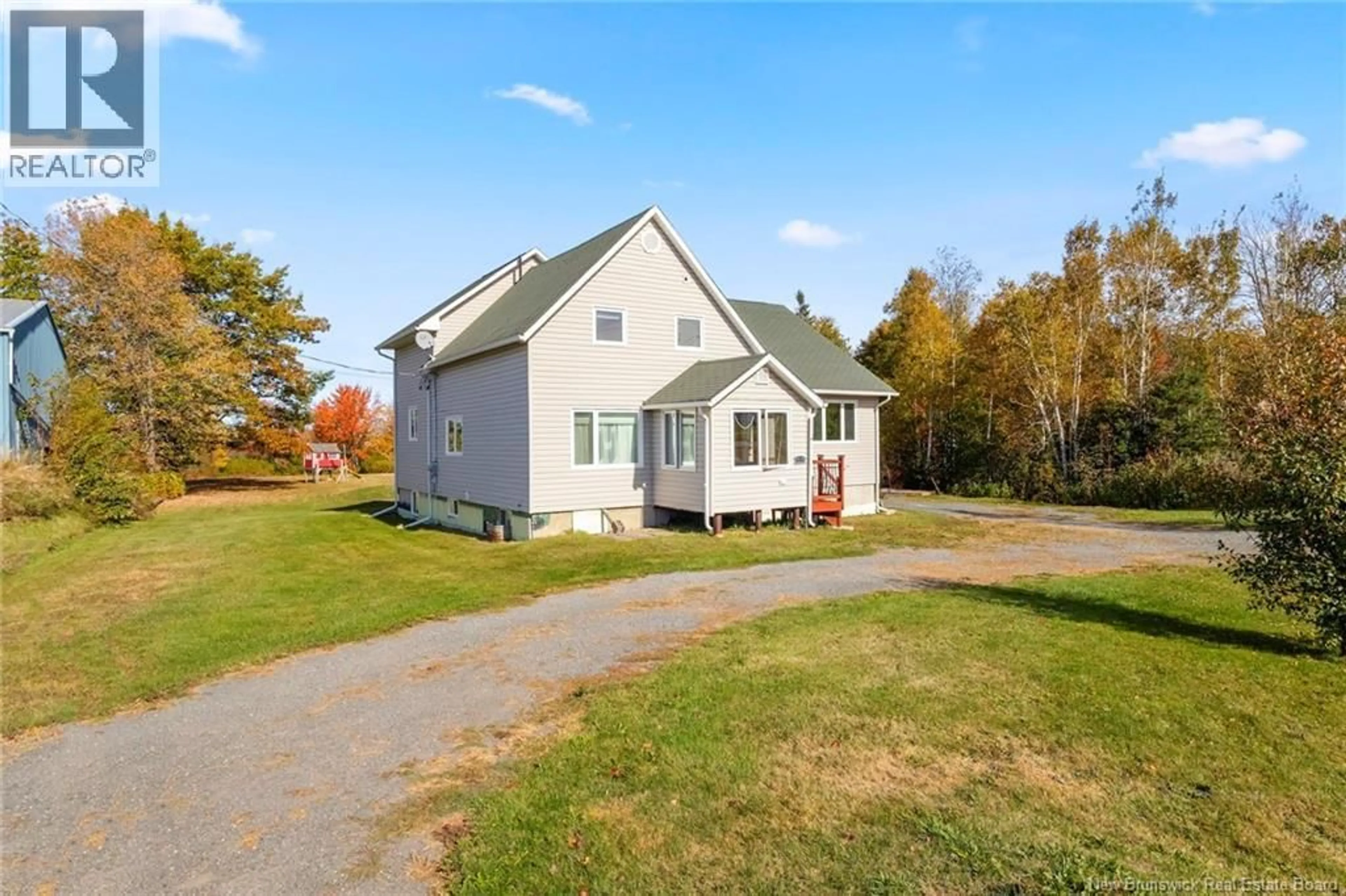 A pic from outside/outdoor area/front of a property/back of a property/a pic from drone, street for 2535 ROUTE 102, Lincoln New Brunswick E3B7E6