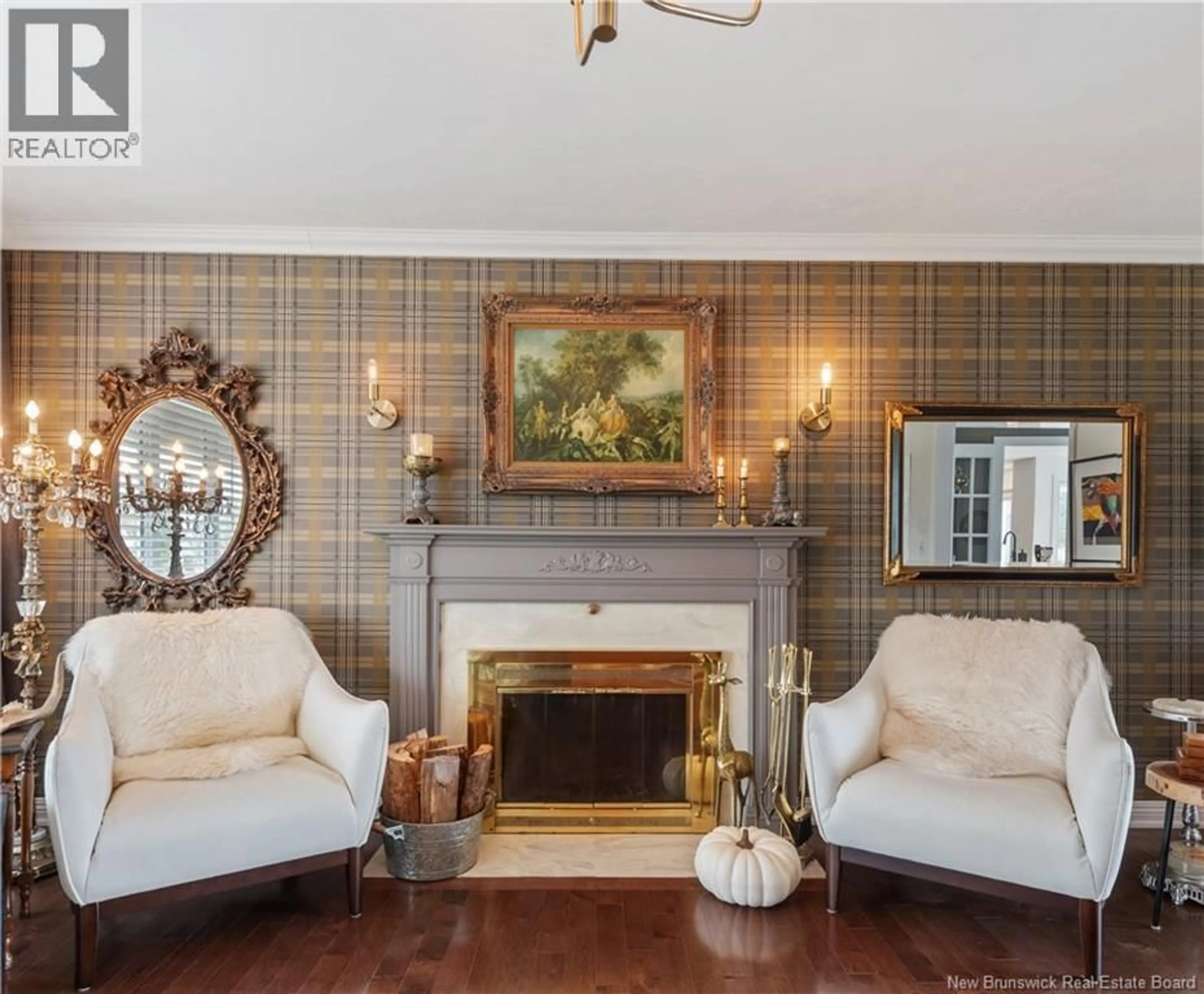 Living room with furniture, unknown for 424 SHEDIAC ROAD, Moncton New Brunswick E1A2T1