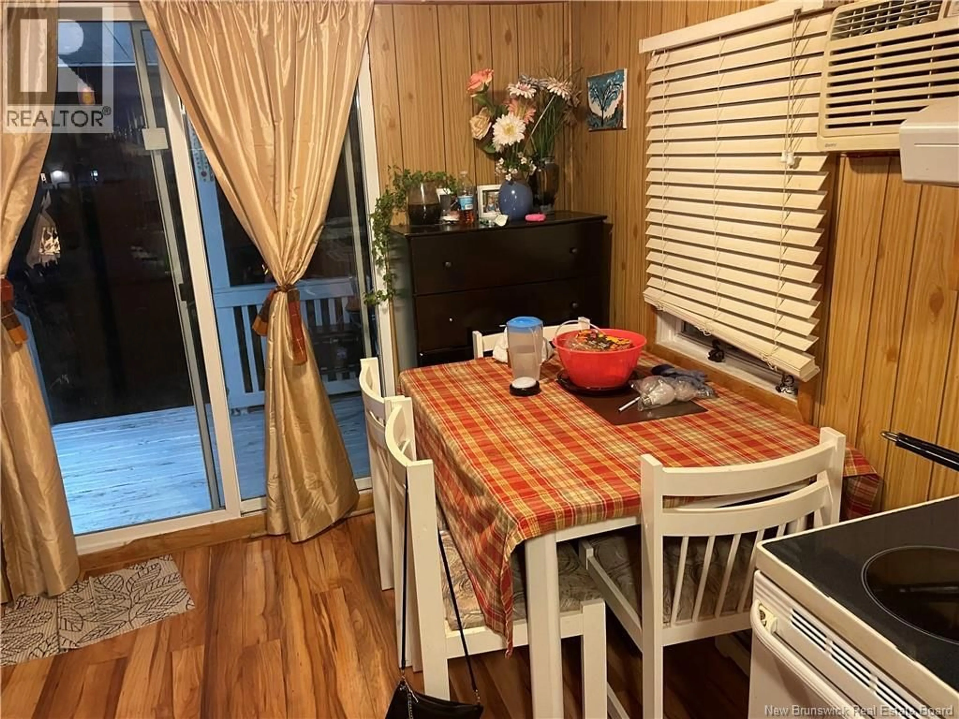 Dining room, wood/laminate floor for 19 ST PATRICKS STREET, Rogersville New Brunswick E4Y2H3