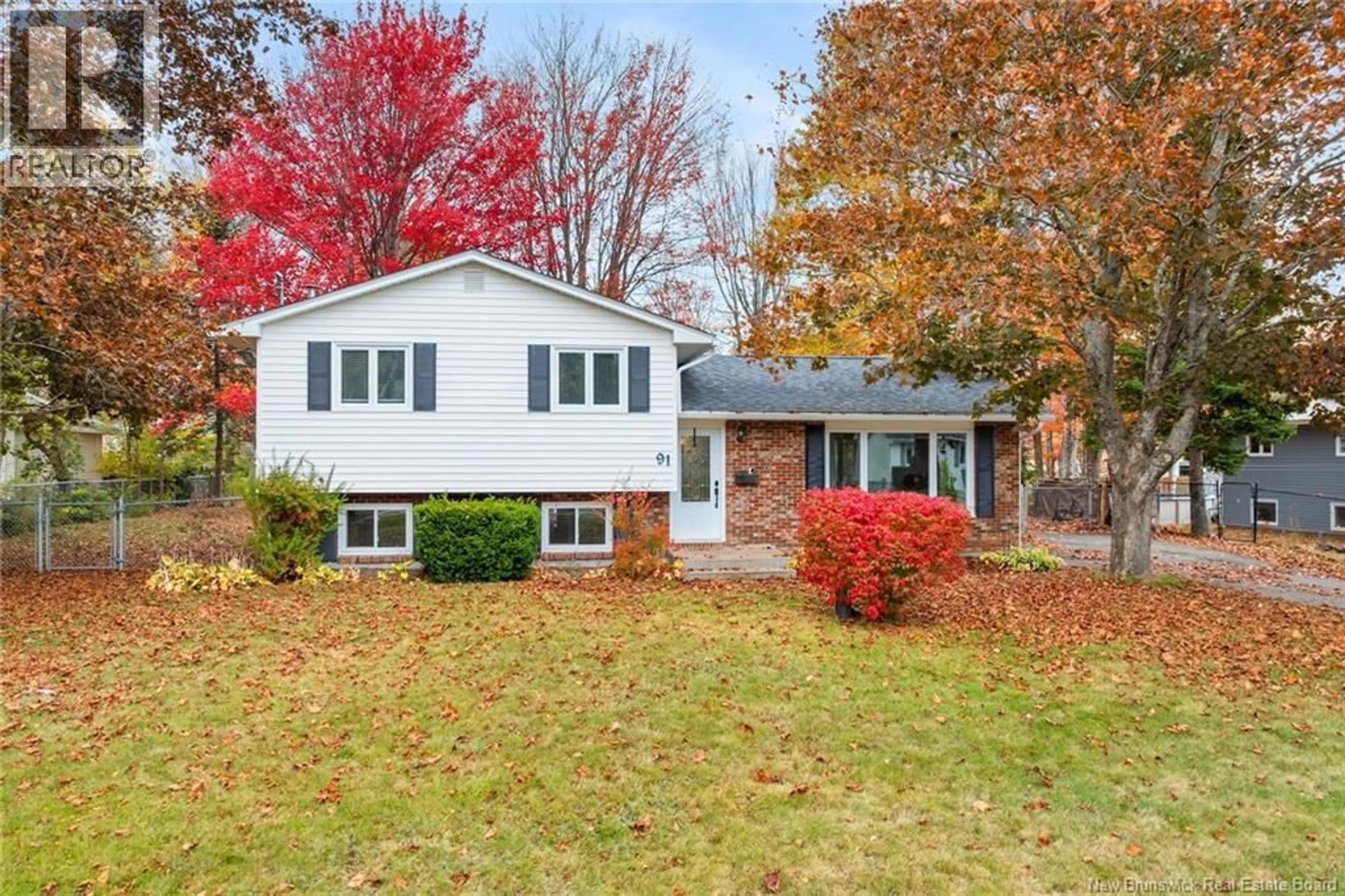Home with vinyl exterior material, street for 91 BRADSHAW DRIVE, New Maryland New Brunswick E3C1H1