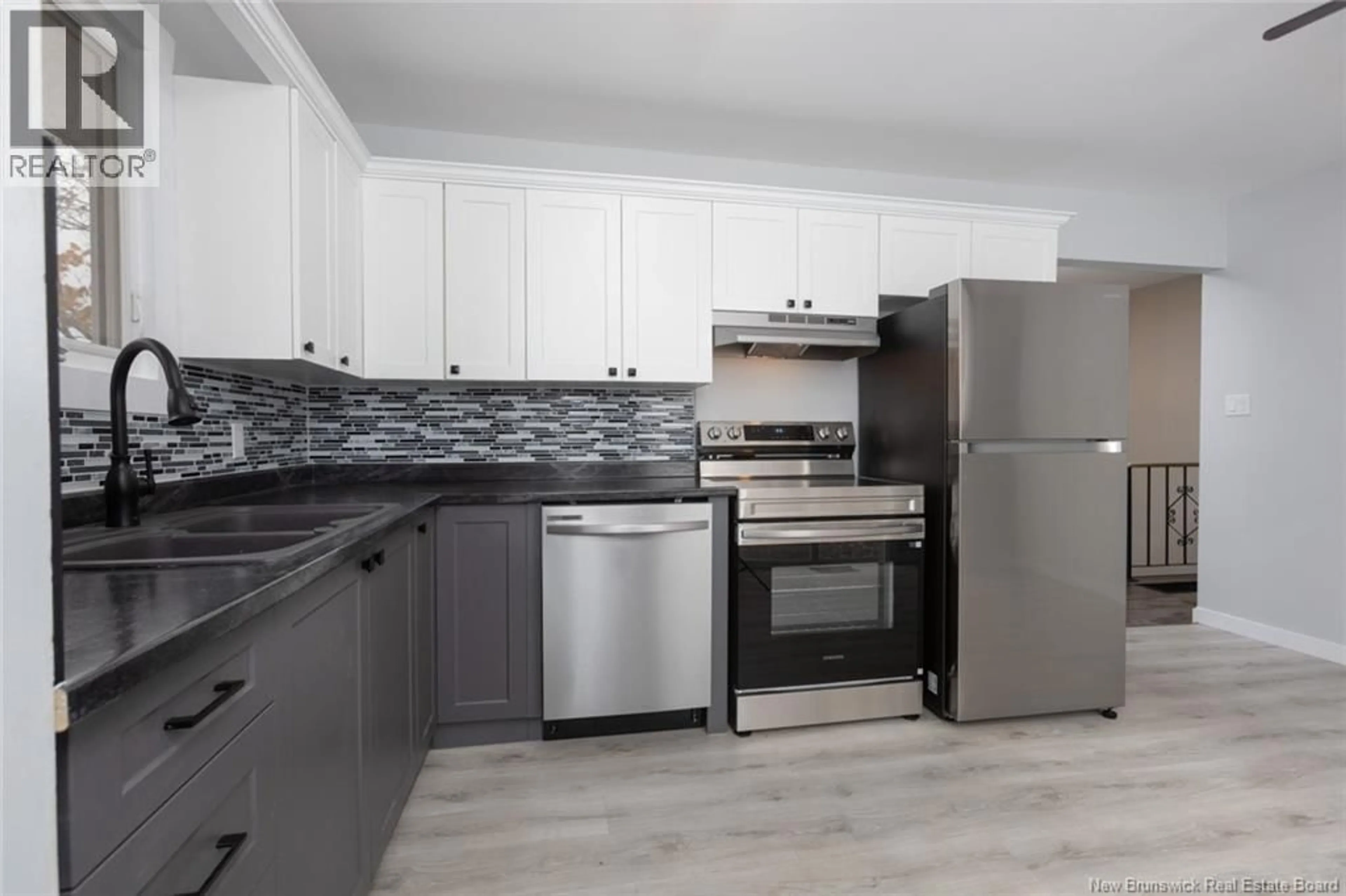 Standard kitchen, unknown for 21 SHAWN, Riverview New Brunswick E1B3R5