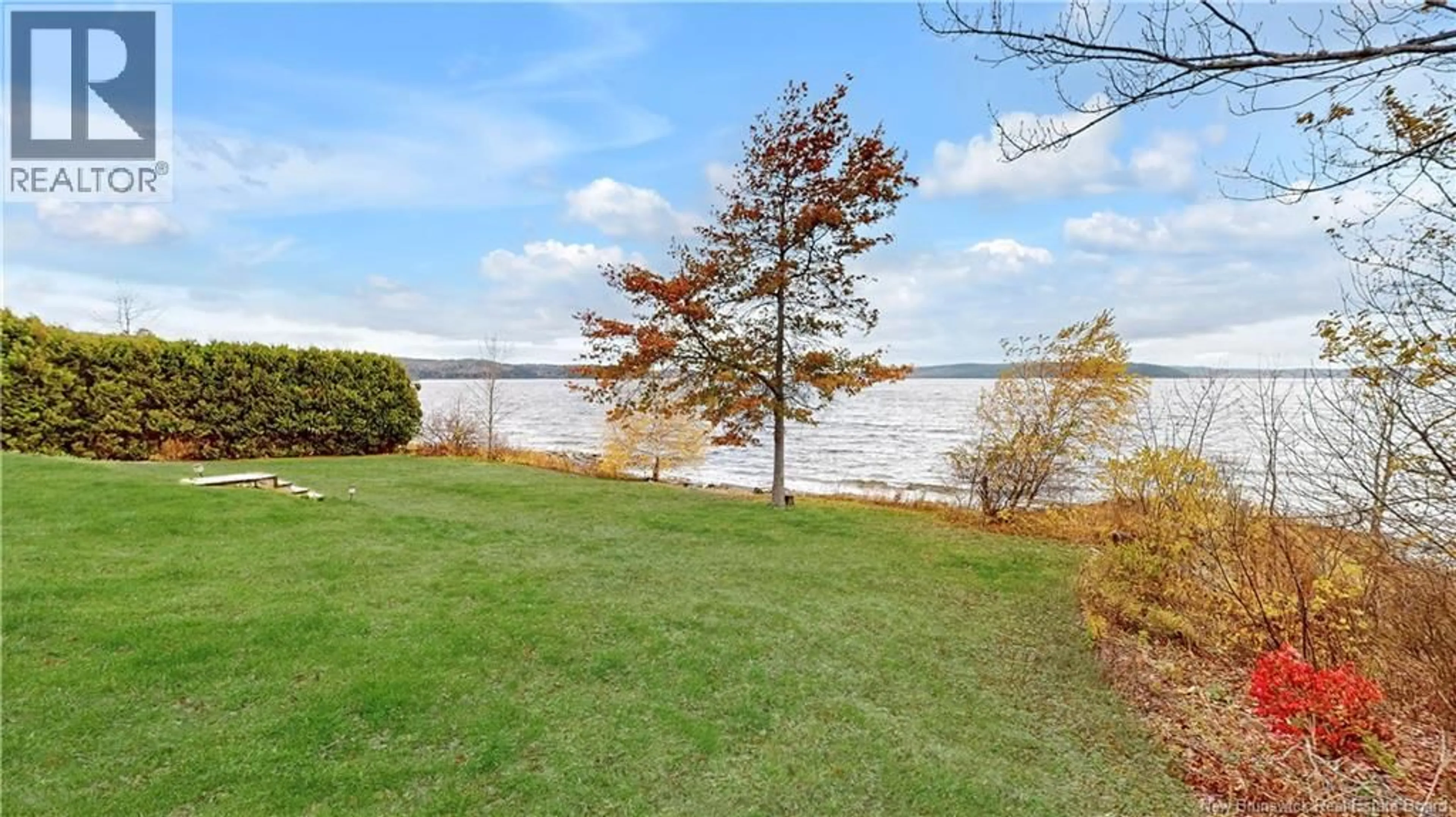 Patio, water/lake/river/ocean view for 39 ELIZABETH PARKWAY, Rothesay New Brunswick E2H1E8