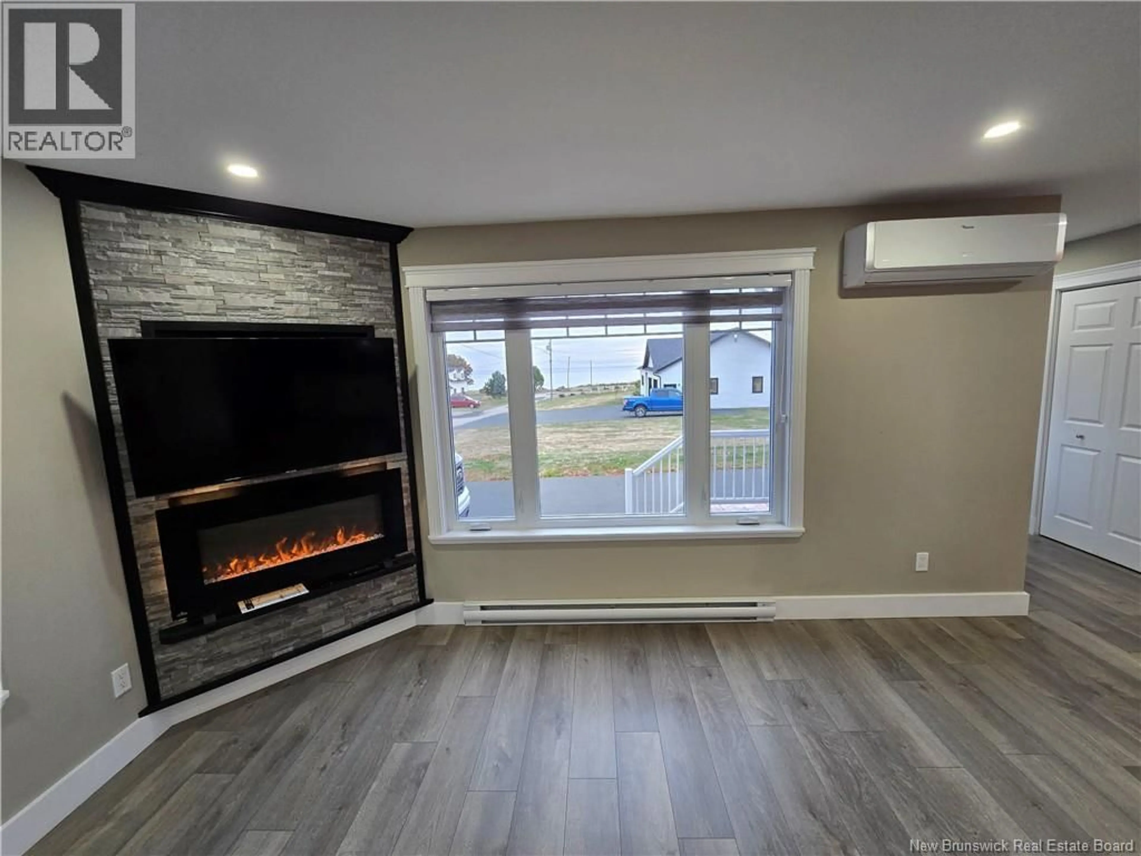 A pic of a room for 65 GRANT STREET, Petit-Rocher New Brunswick E8J1G5