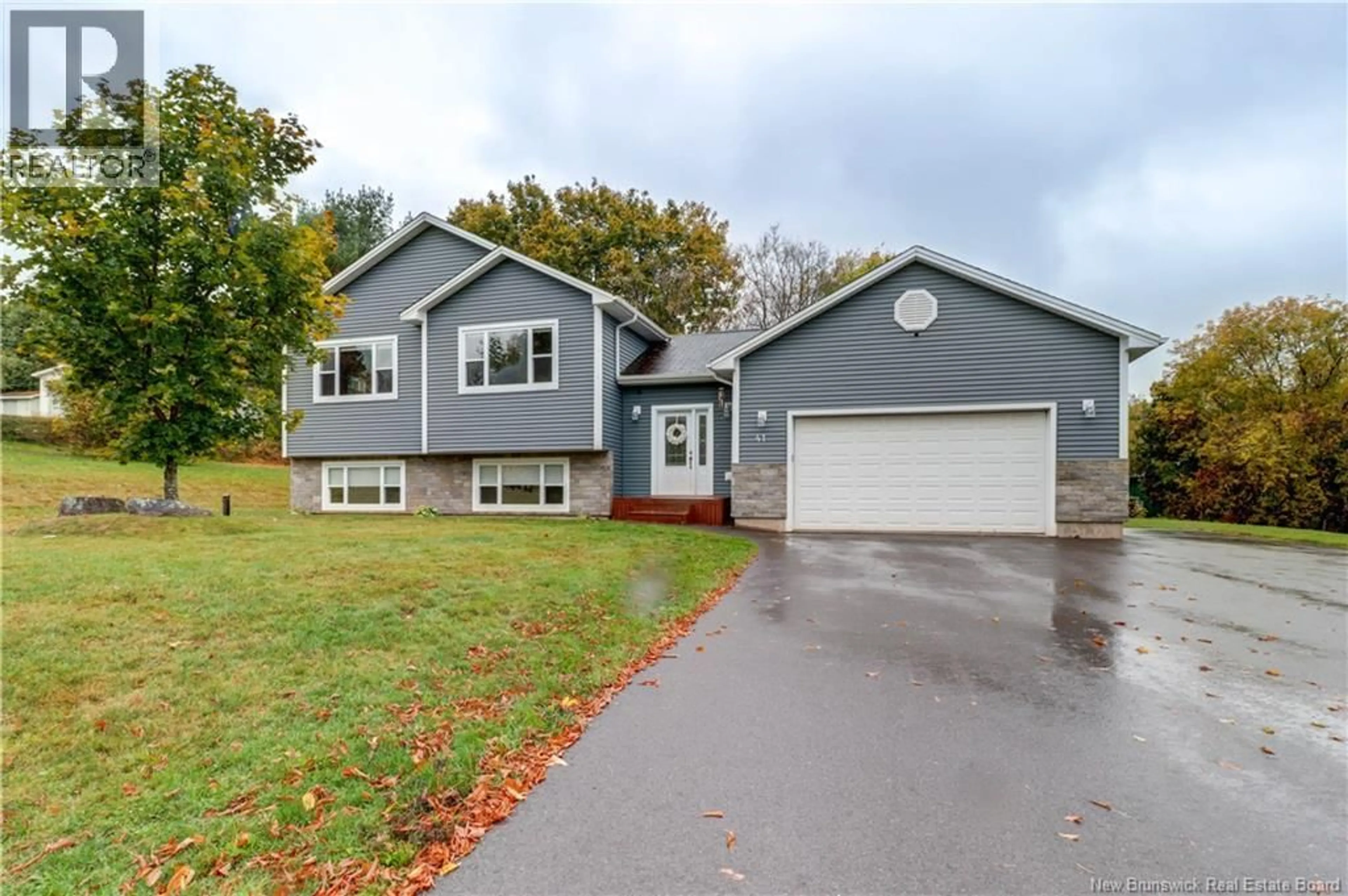 Home with vinyl exterior material, street for 41 YEOMANS ROAD, Mill Brook New Brunswick E4E3W2