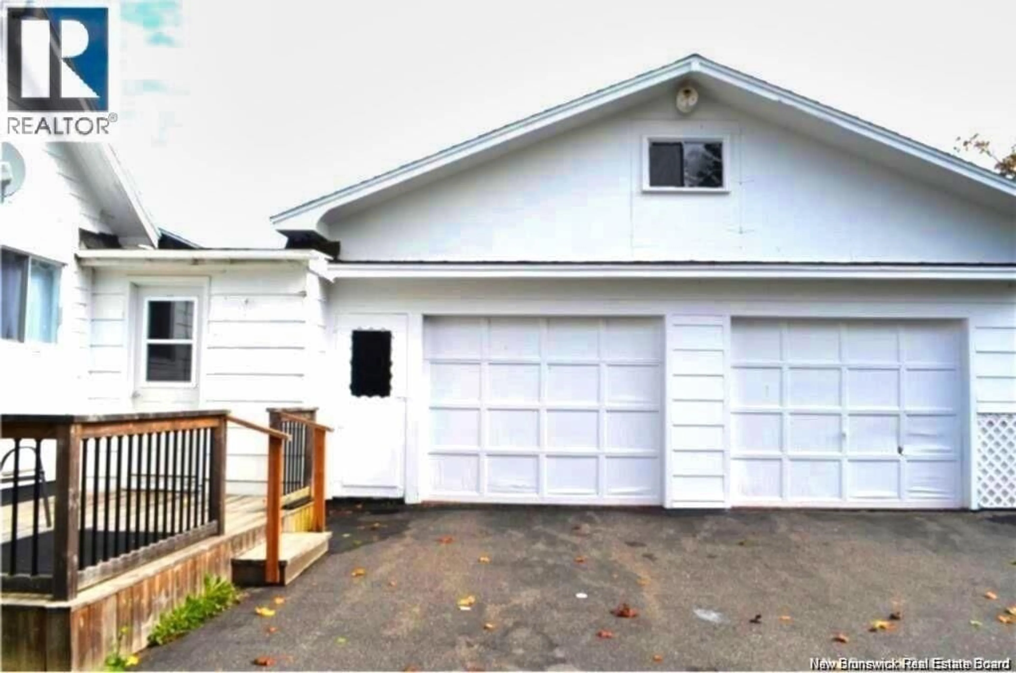 Indoor garage for 9 COOKS POINT ROAD, Wilsons Beach New Brunswick E5E1V3