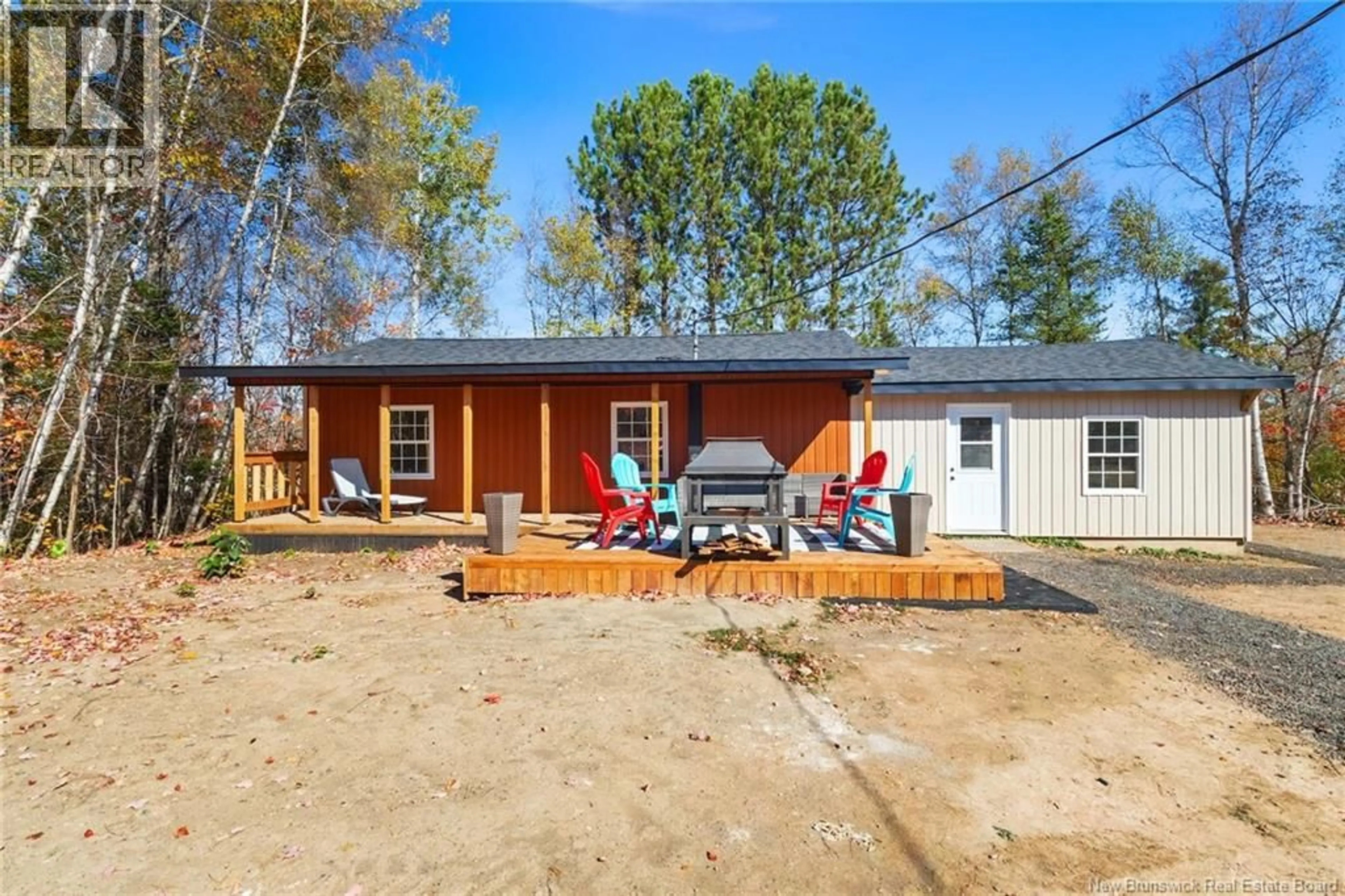 A pic from outside/outdoor area/front of a property/back of a property/a pic from drone, street for 19 SLOPE ROAD, Minto New Brunswick E4B3G7